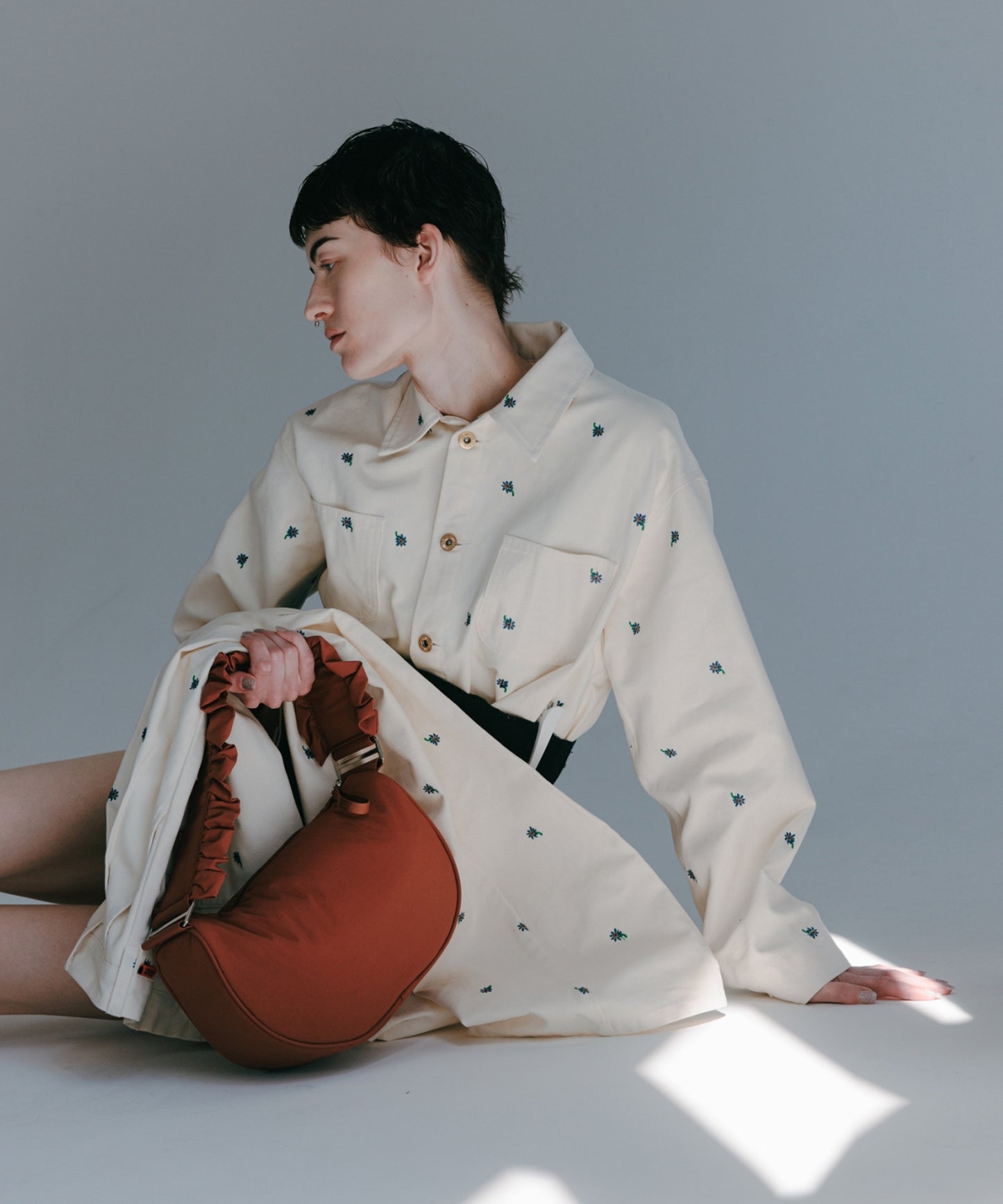 FLOWER EMBROIDERY COVERALLfeat.UNIVERSALOVERALL