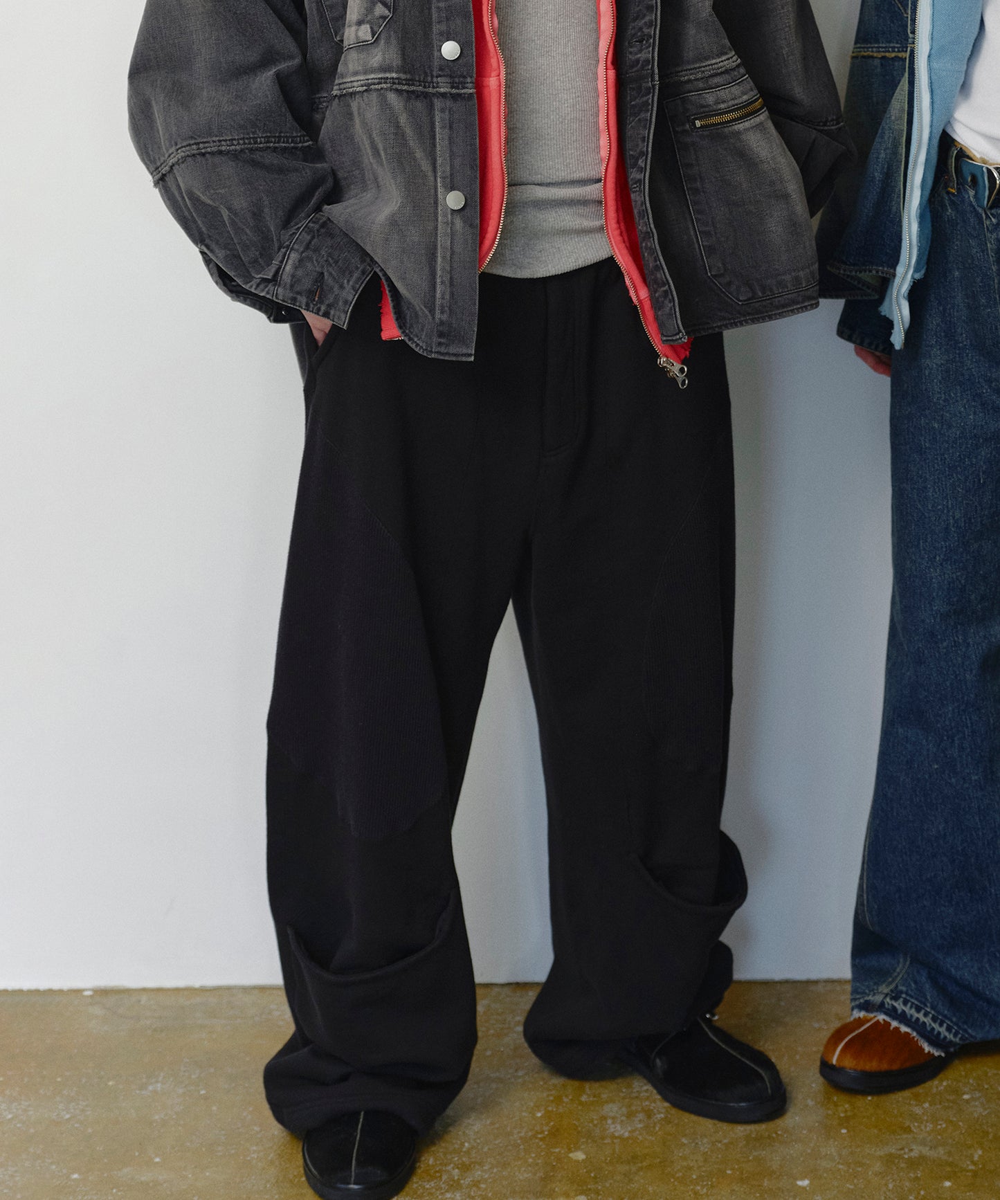 CURVE OVER SWEAT PANTS
