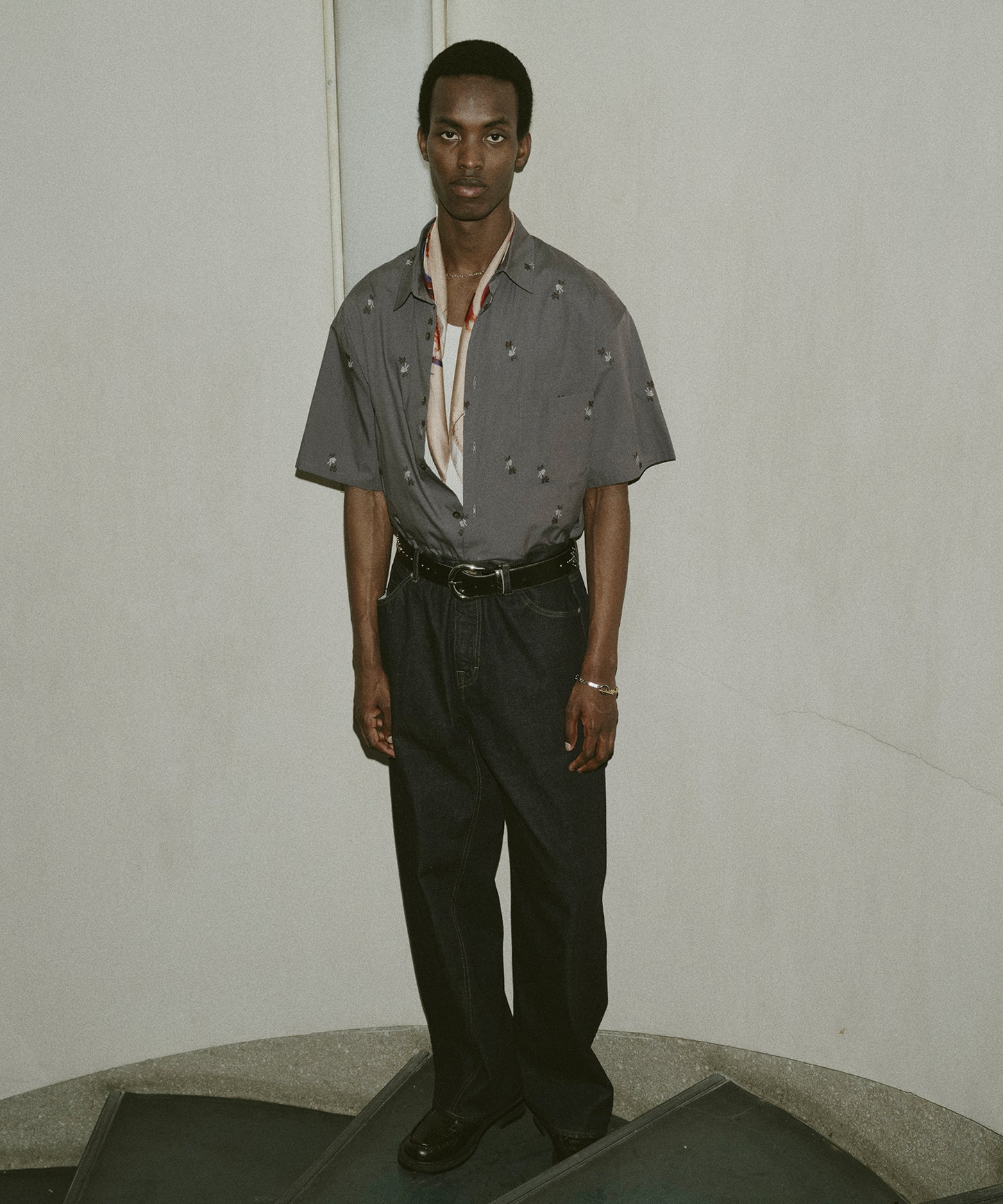 TWIST DENIM PANTS