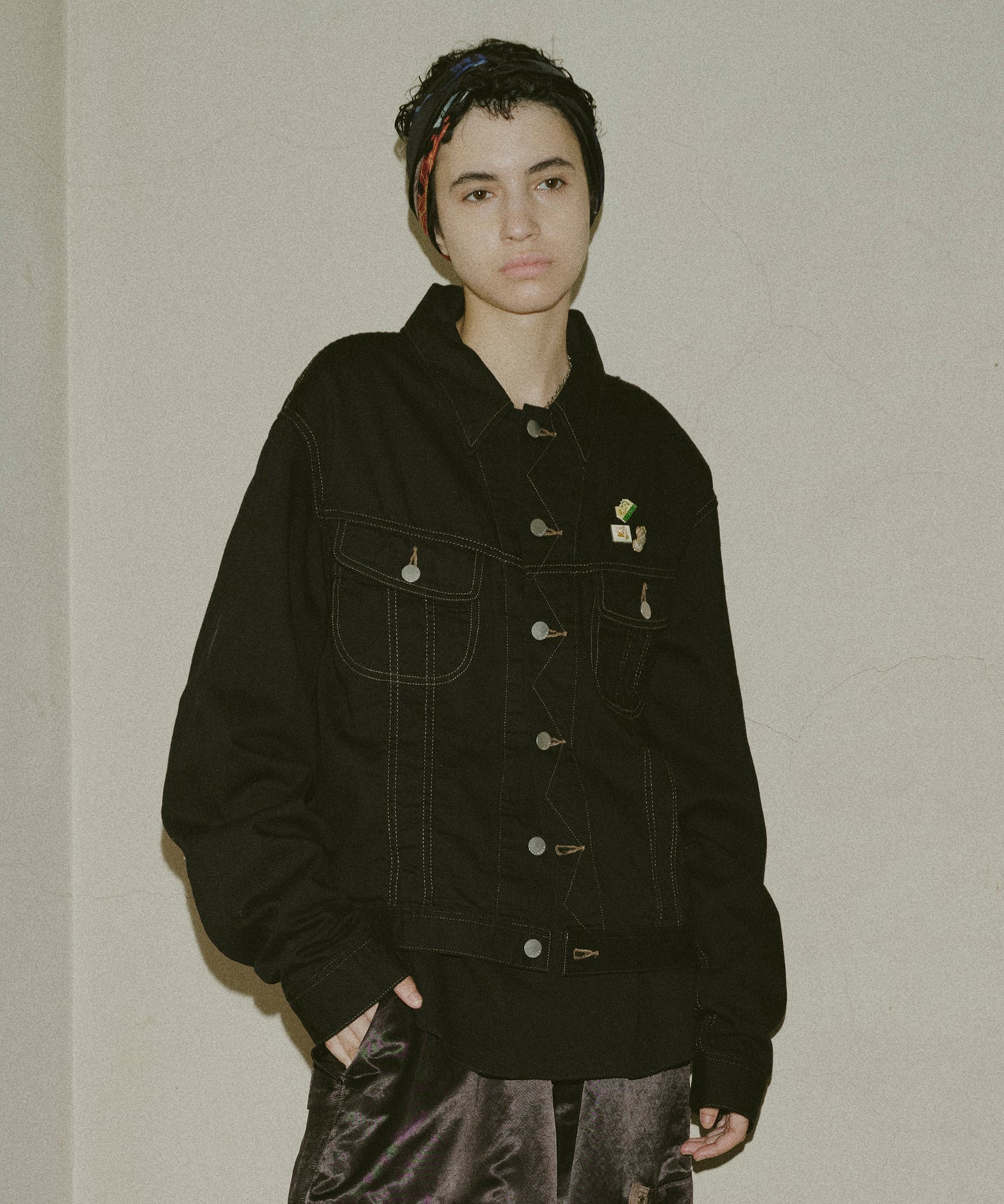 PINS DENIM JACKET