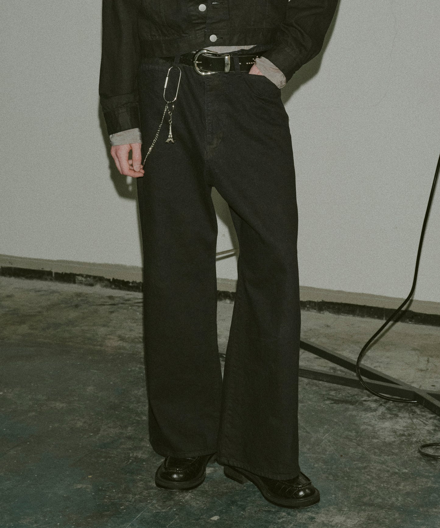 FLARE COATED DENIM