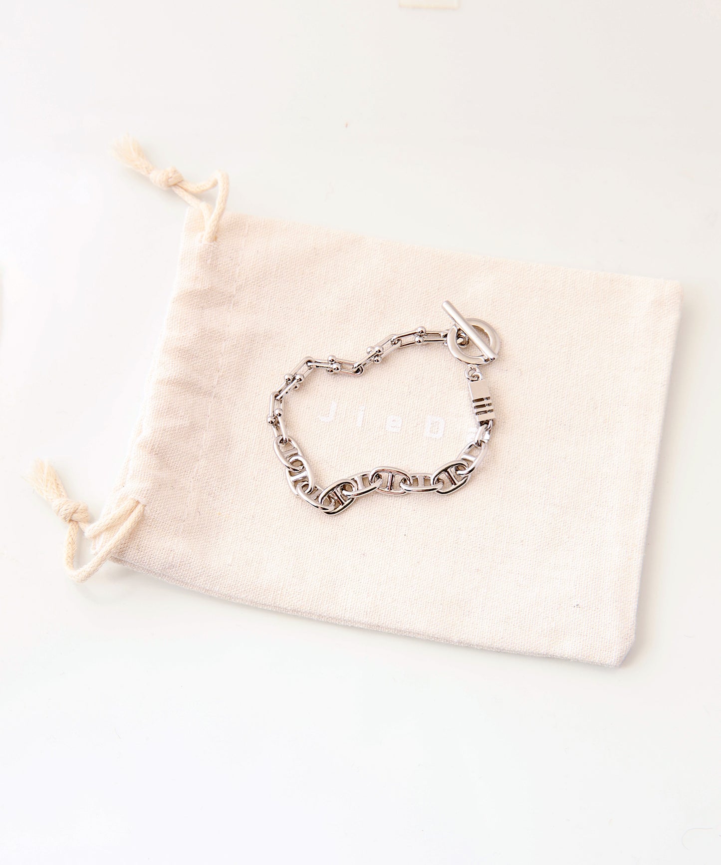 SWITCHING BRACELET B