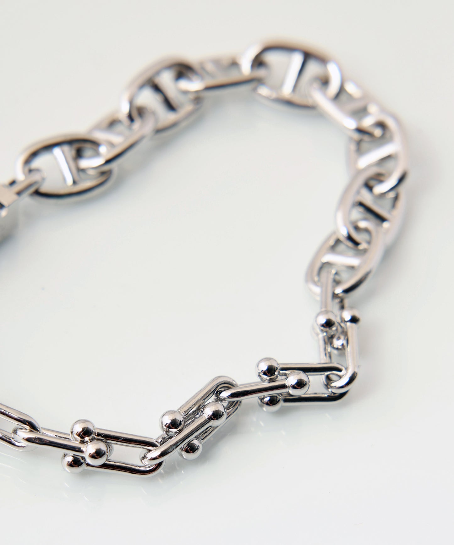 SWITCHING BRACELET B
