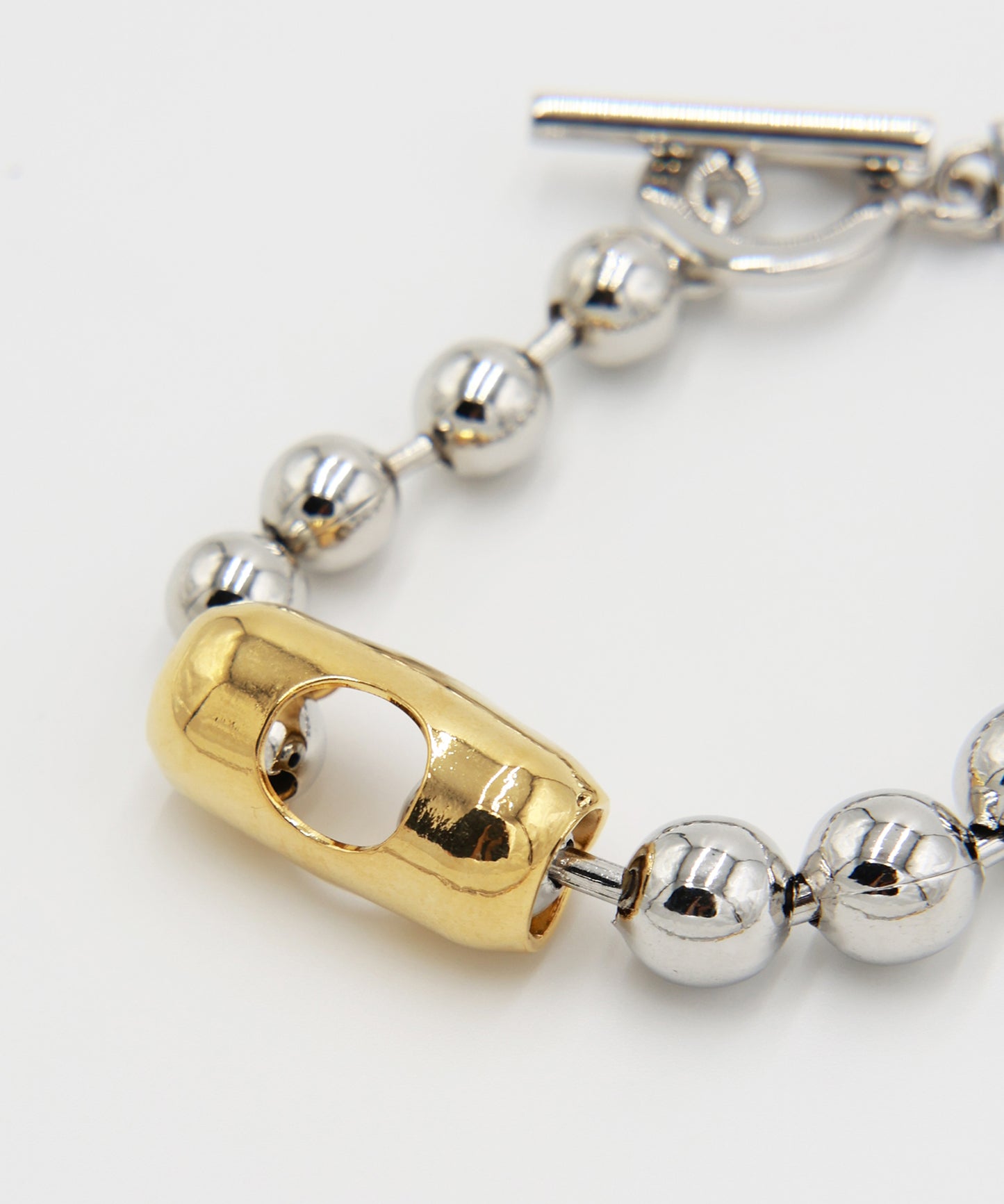 BALL CHAIN BRACELET