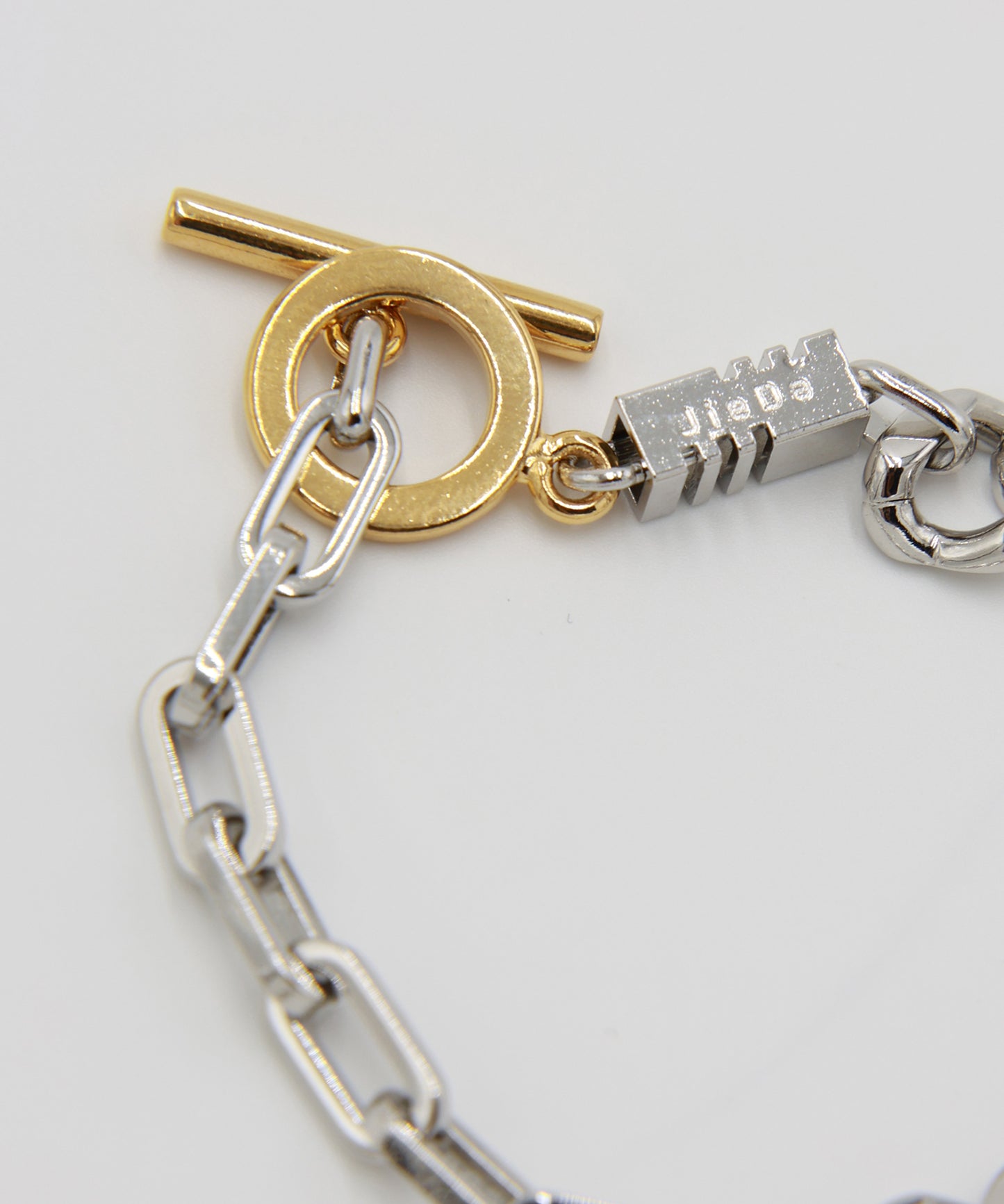 SWITCHING BRACELET-A