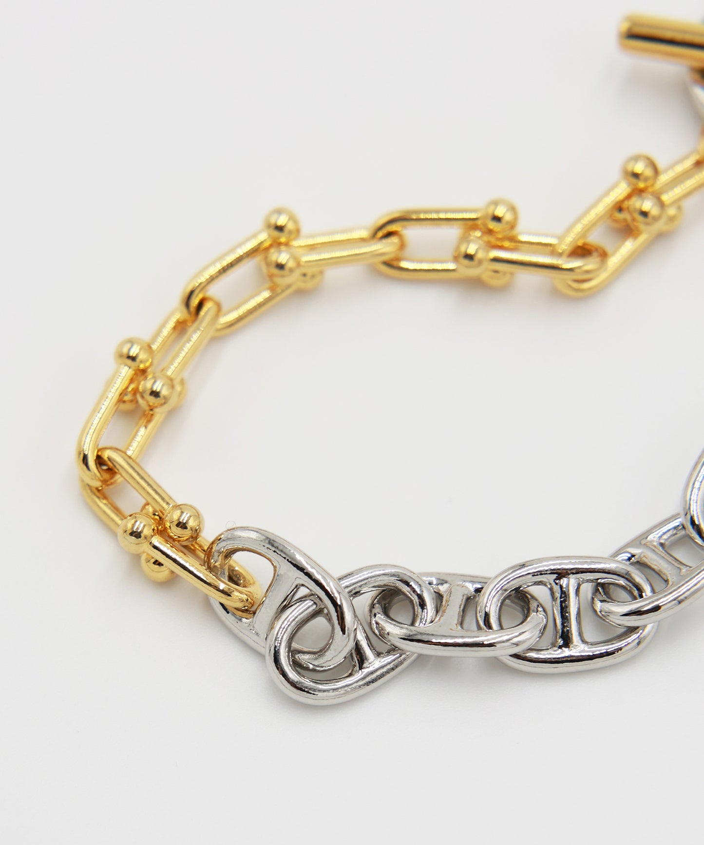 SWITCHING BRACELET-B