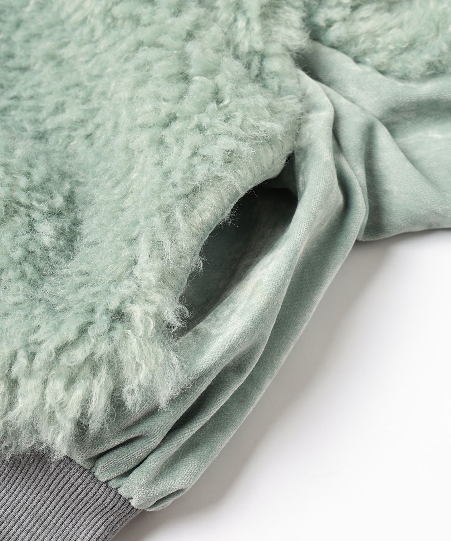AIRY POODLE BLOUSON