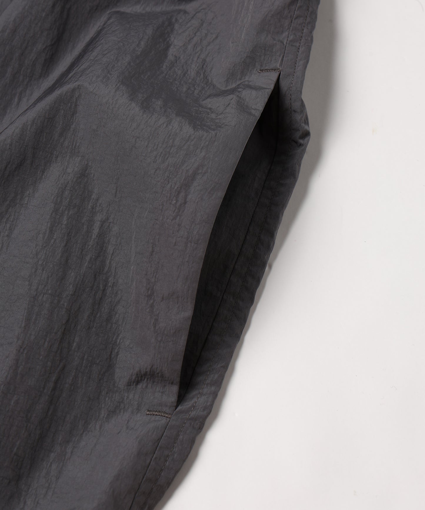 【OUTLIERS×JieDa】NYLON ZIP SHIRT