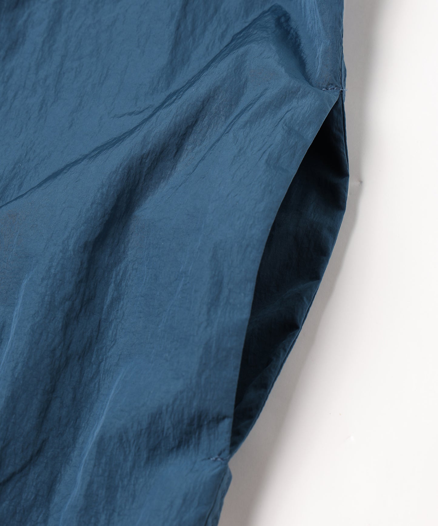 【OUTLIERS×JieDa】NYLON ZIP SHIRT