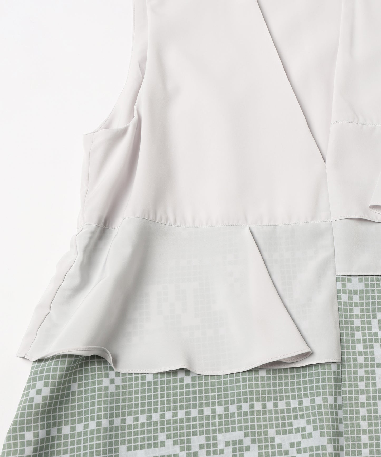 MOSAIC TILE GILET DRESS / モザイクタイルジレドレス