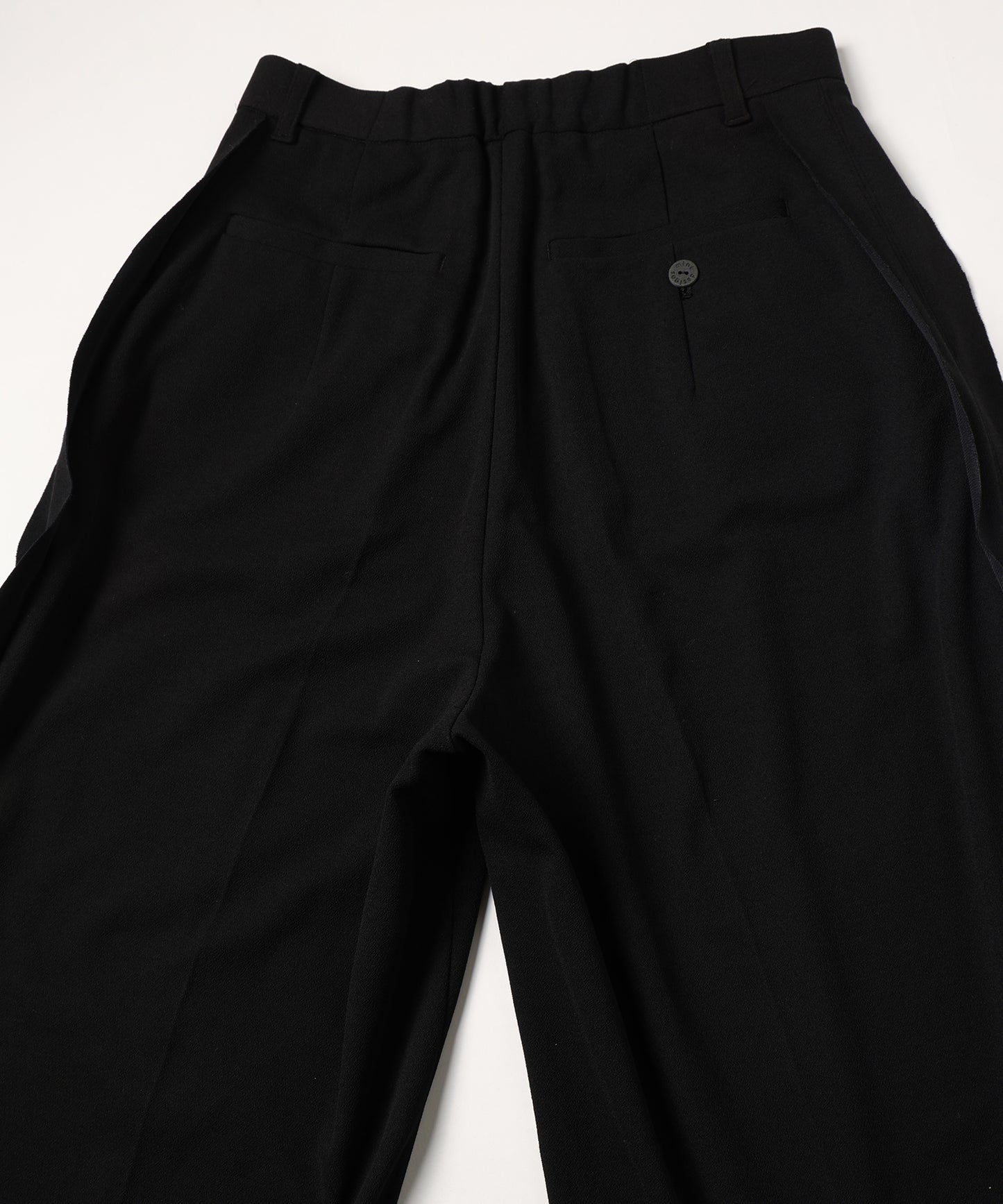 SQUARE FRILL PANTS / スクエアフリルパンツ