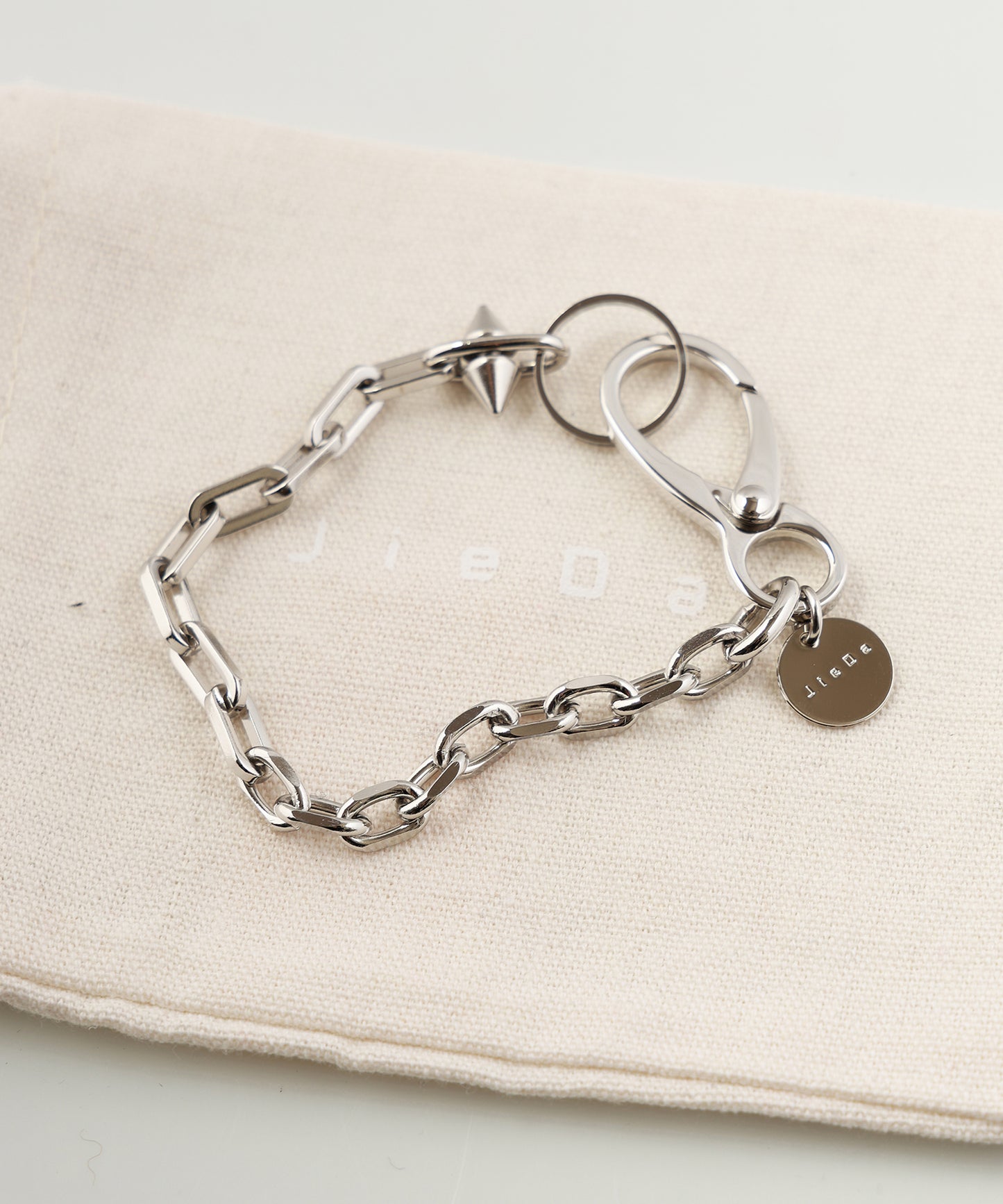 SWITCHING BRACELET