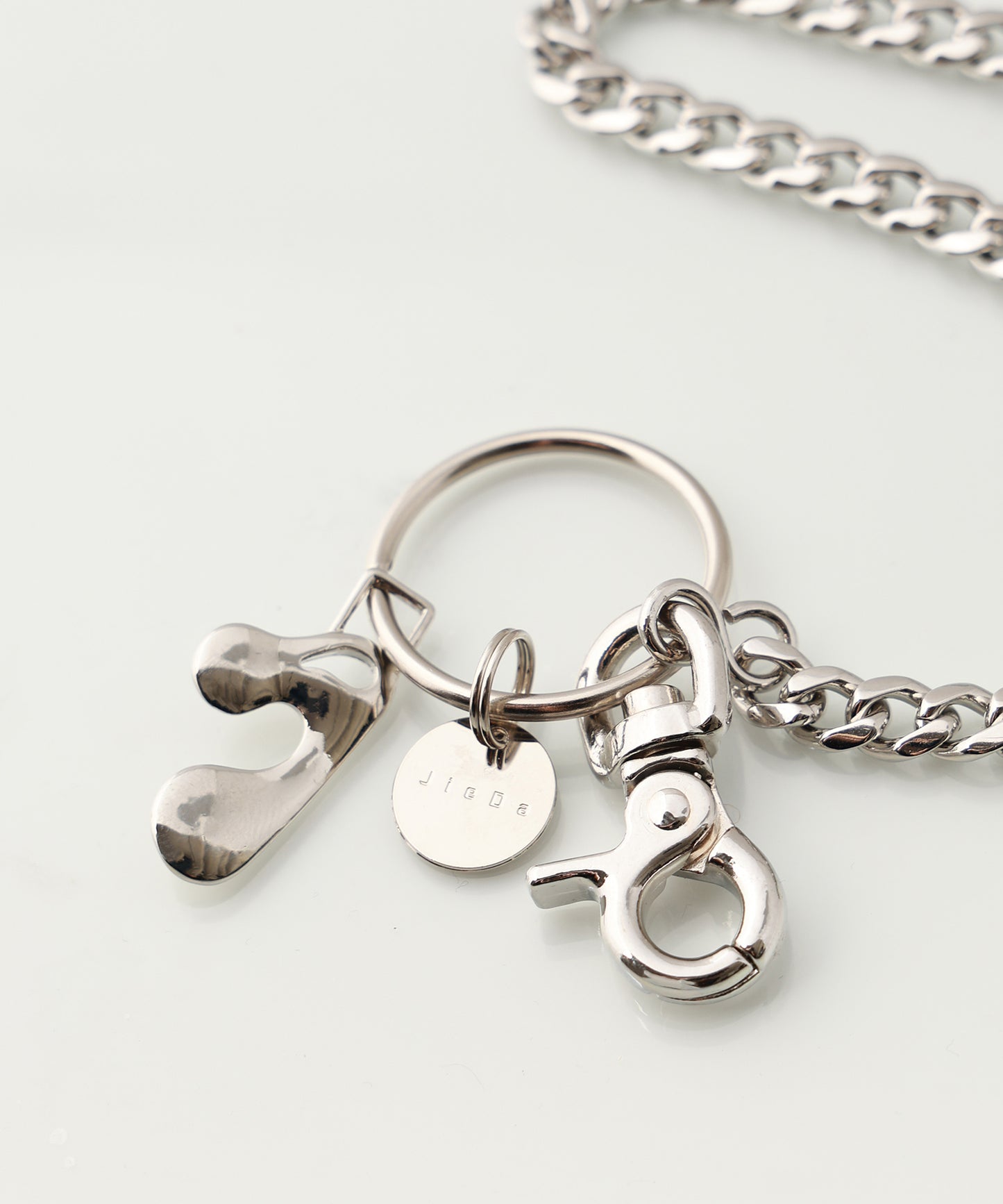 WALLET CHAIN