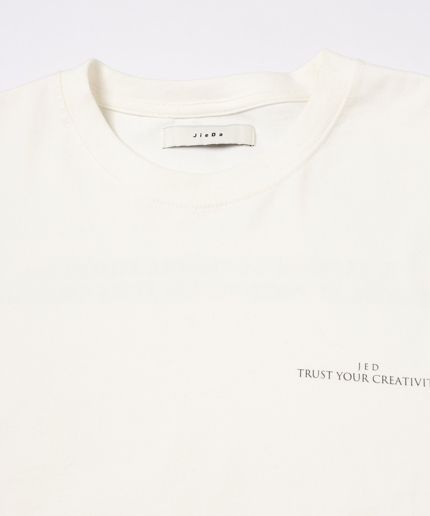 TRUST YOUR CREATIVE PRINT TEE