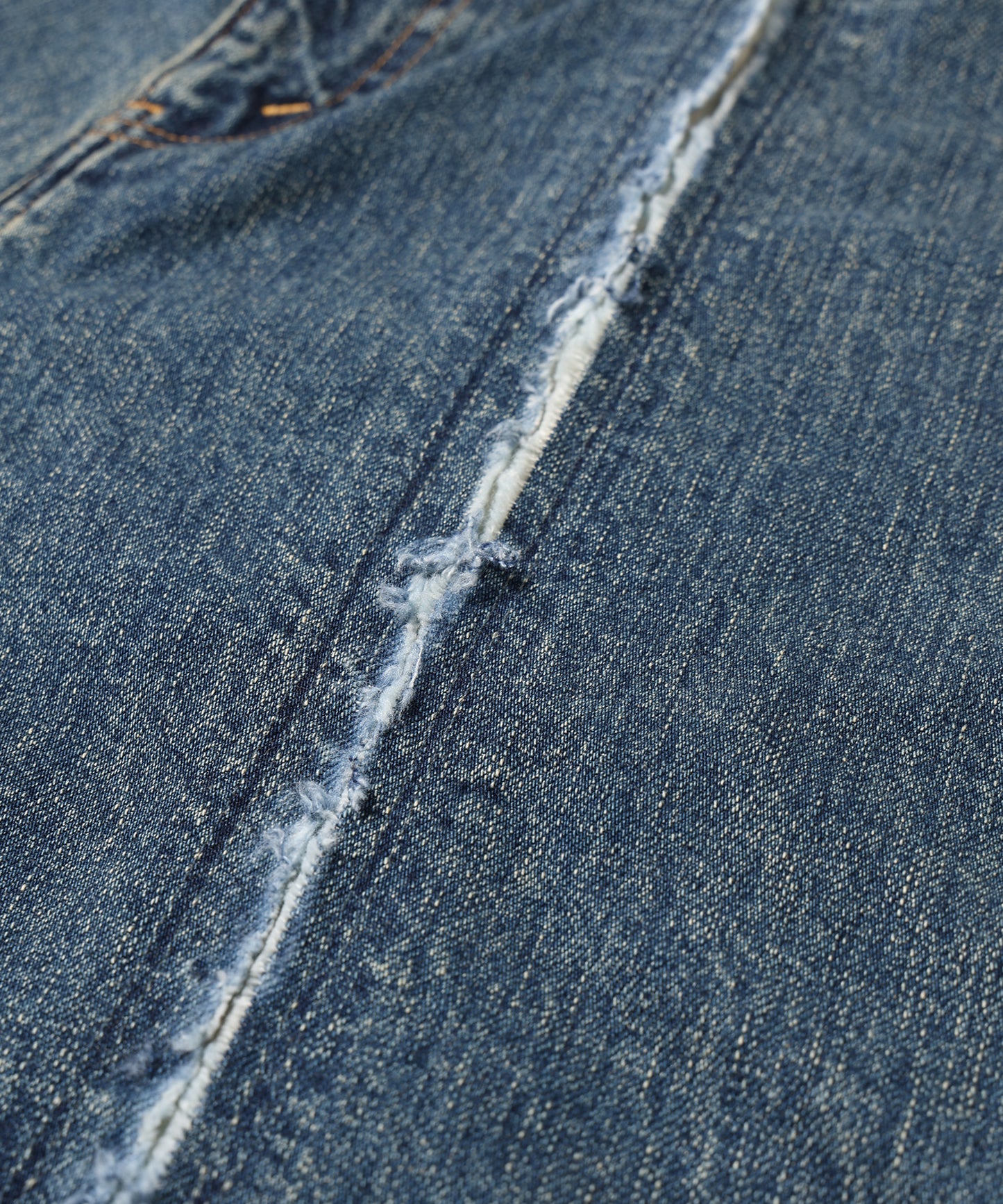 CUTTING WIDE DENIM