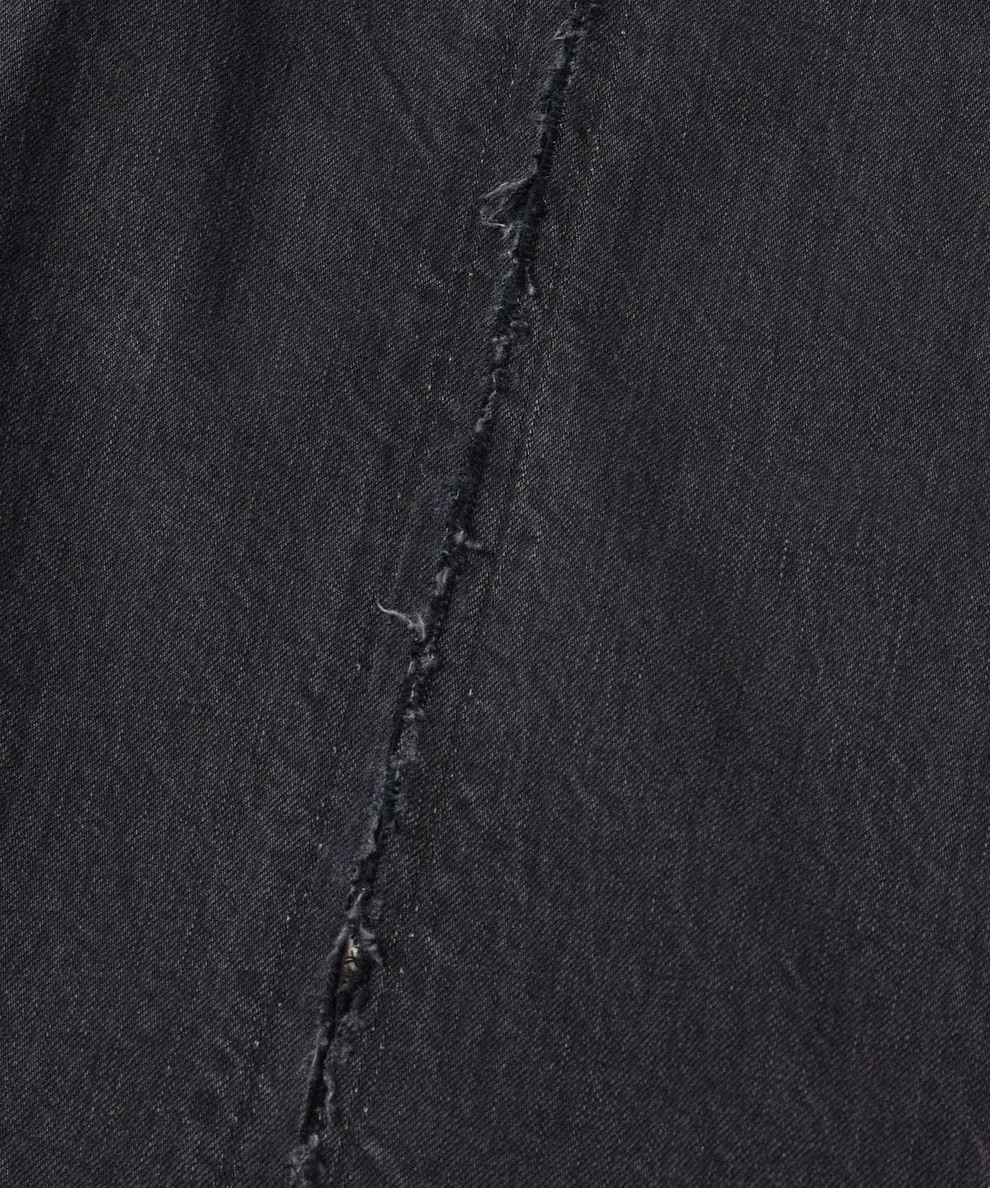 CUTTING WIDE DENIM