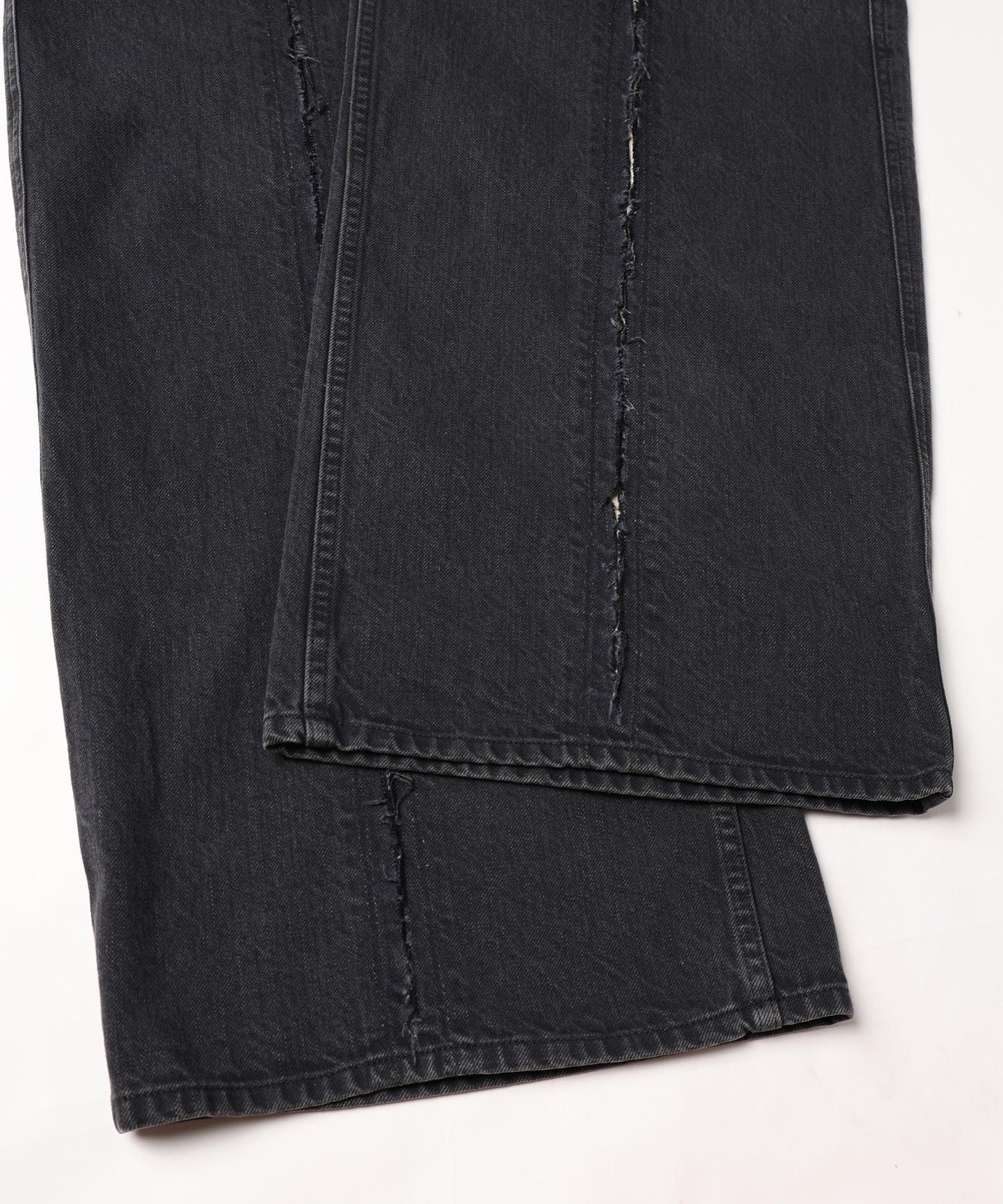 CUTTING WIDE DENIM