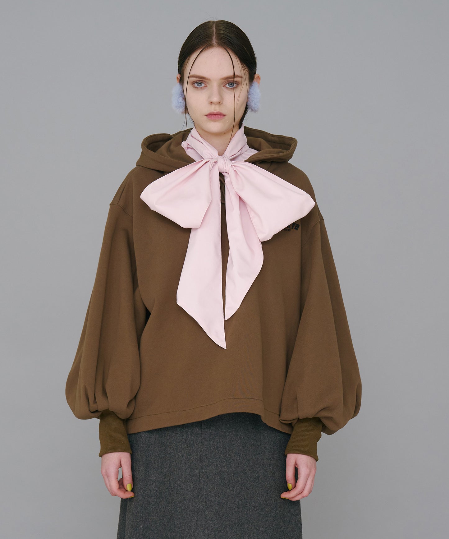 BACK PLEATS SWEAT PARKA