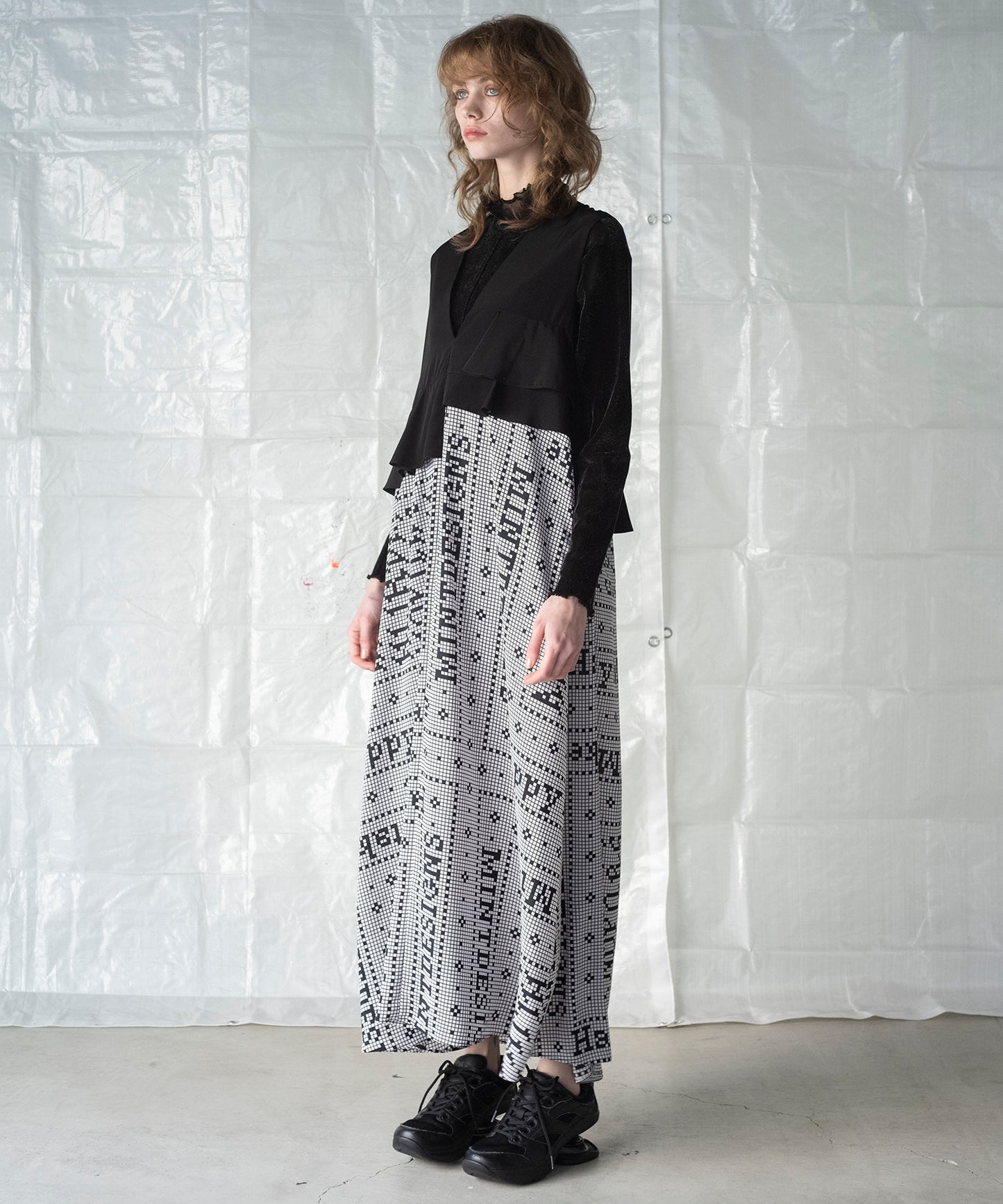 MOSAIC TILE GILET DRESS / モザイクタイルジレドレス