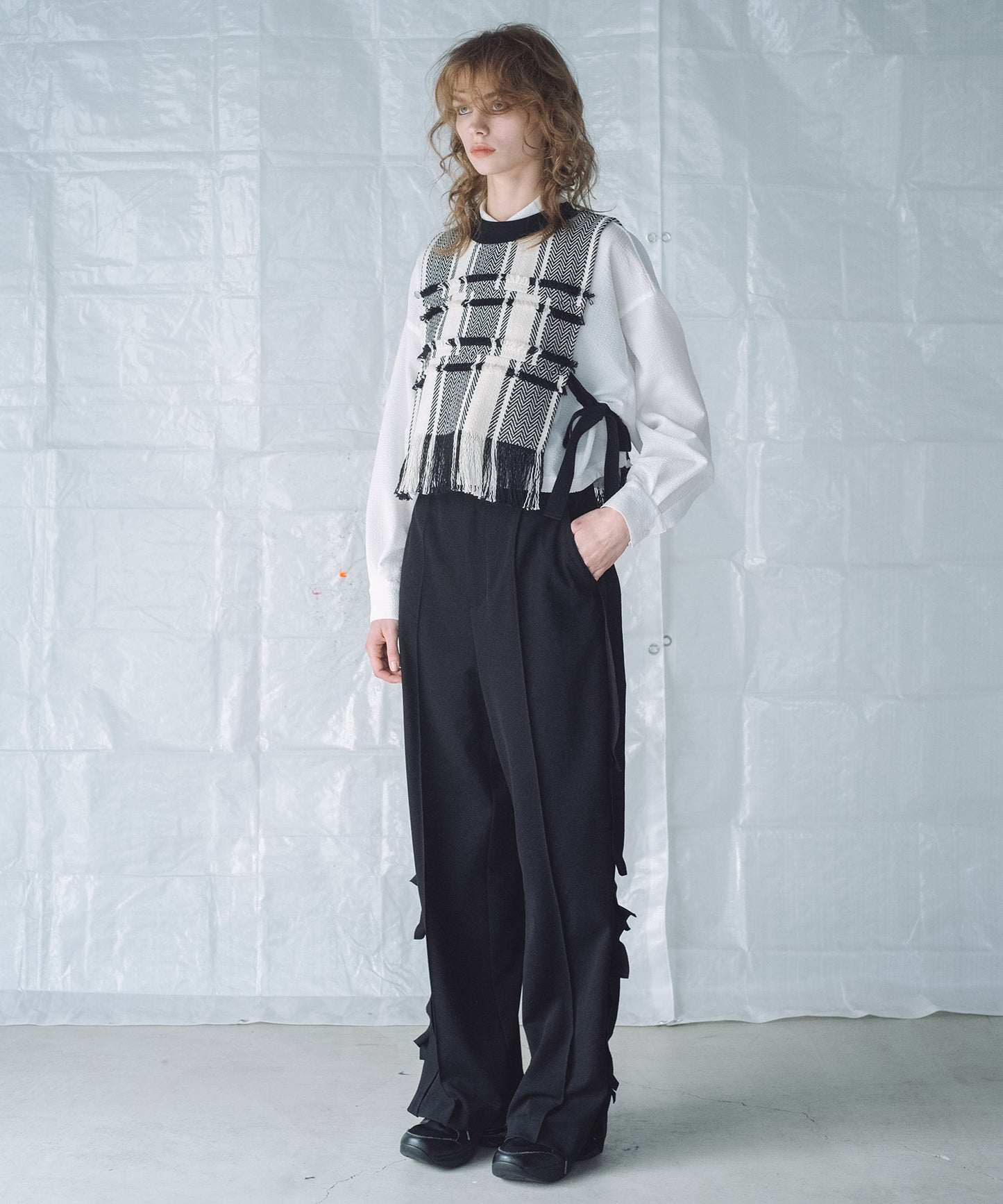 SQUARE FRILL PANTS / スクエアフリルパンツ