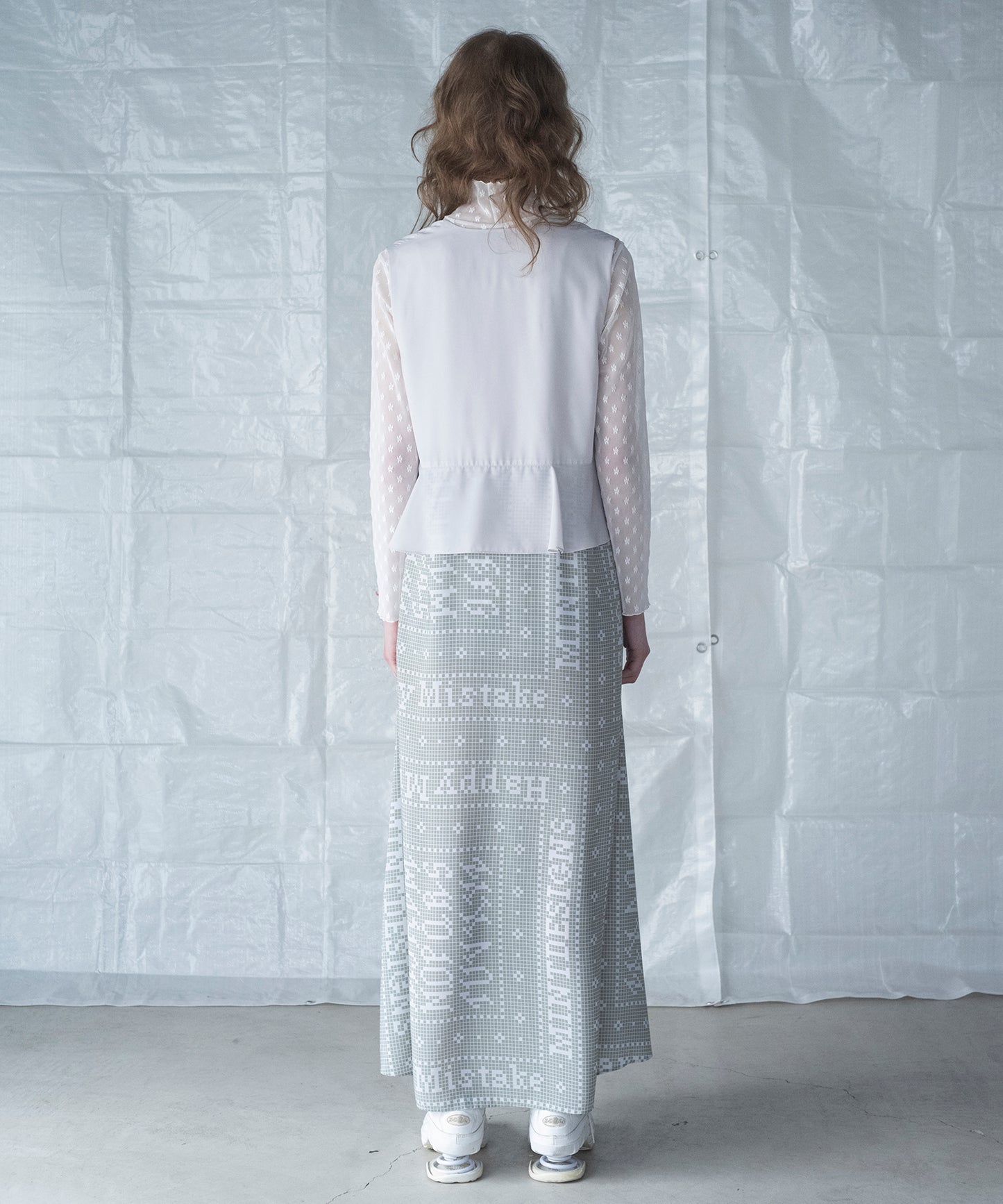 MOSAIC TILE GILET DRESS / モザイクタイルジレドレス