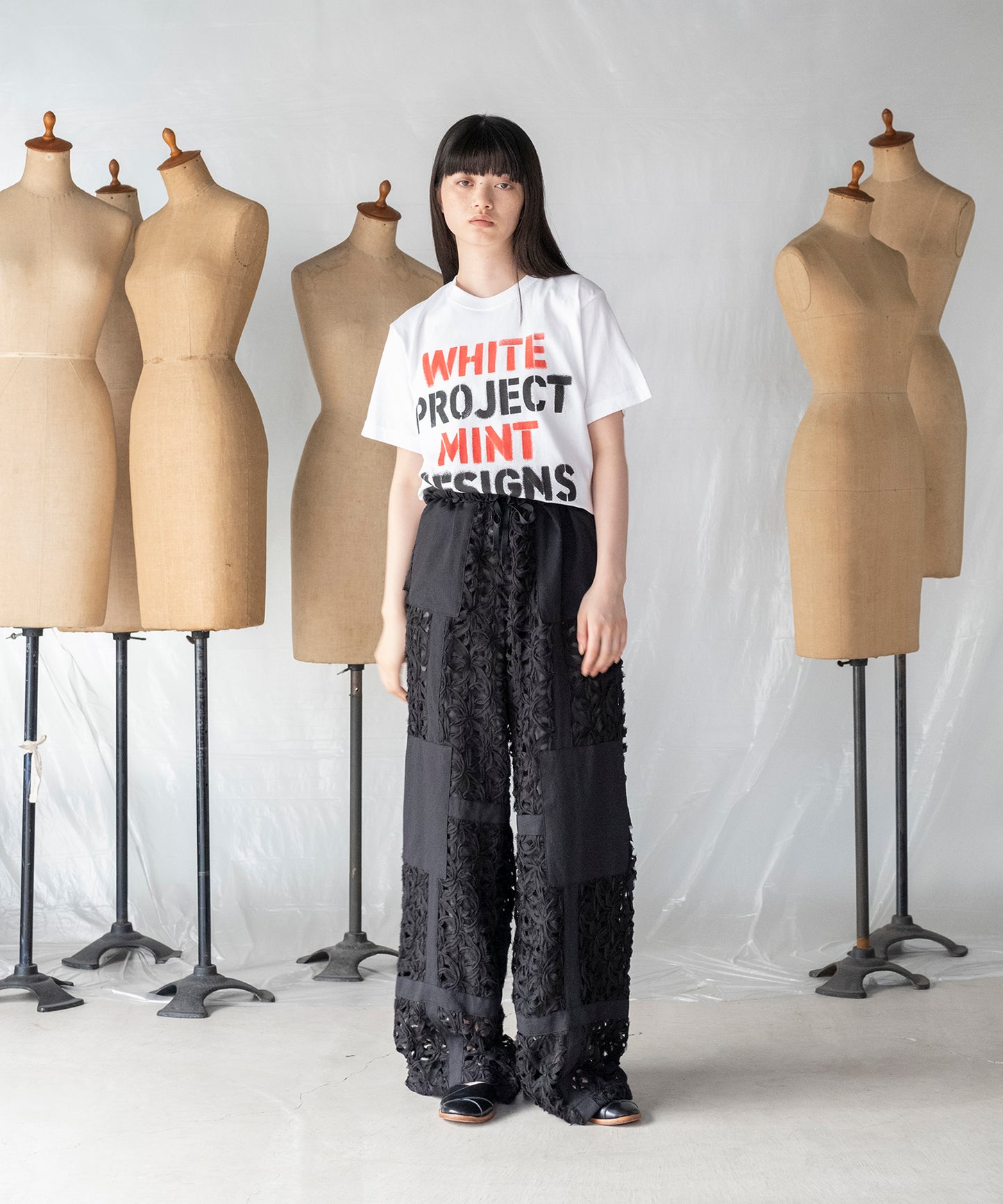 WHITE PROJECT"STENCIL PRINT T-SHIRT / ホワイトプロジェクトステンシルプリントTシャツ