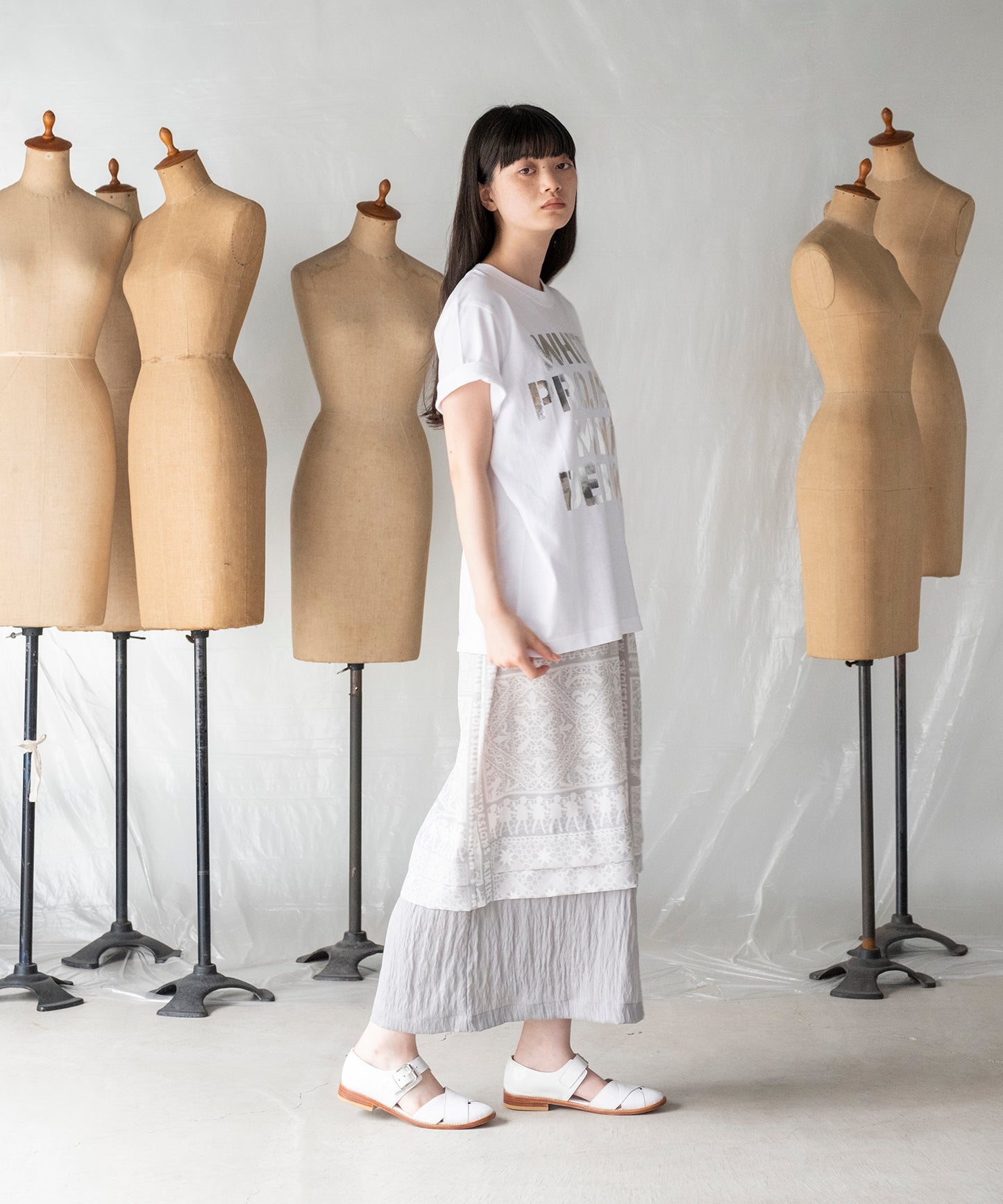 WHITE PROJECT"STENCIL PRINT T-SHIRT / ホワイトプロジェクトステンシルプリントTシャツ