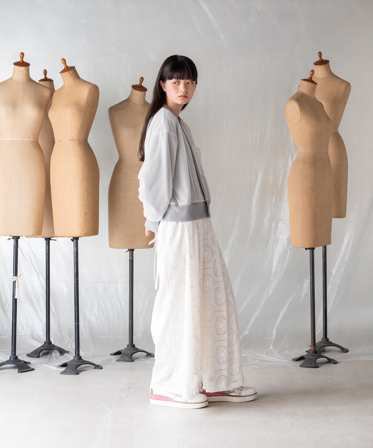 FROST FLOWER TUCK PANTS / フロストフラワータックパンツ