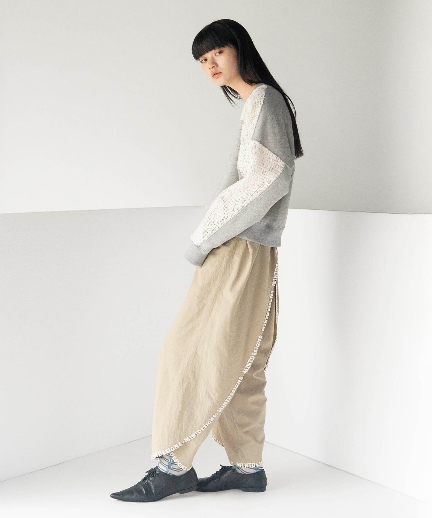 LACE OVAL PANTS