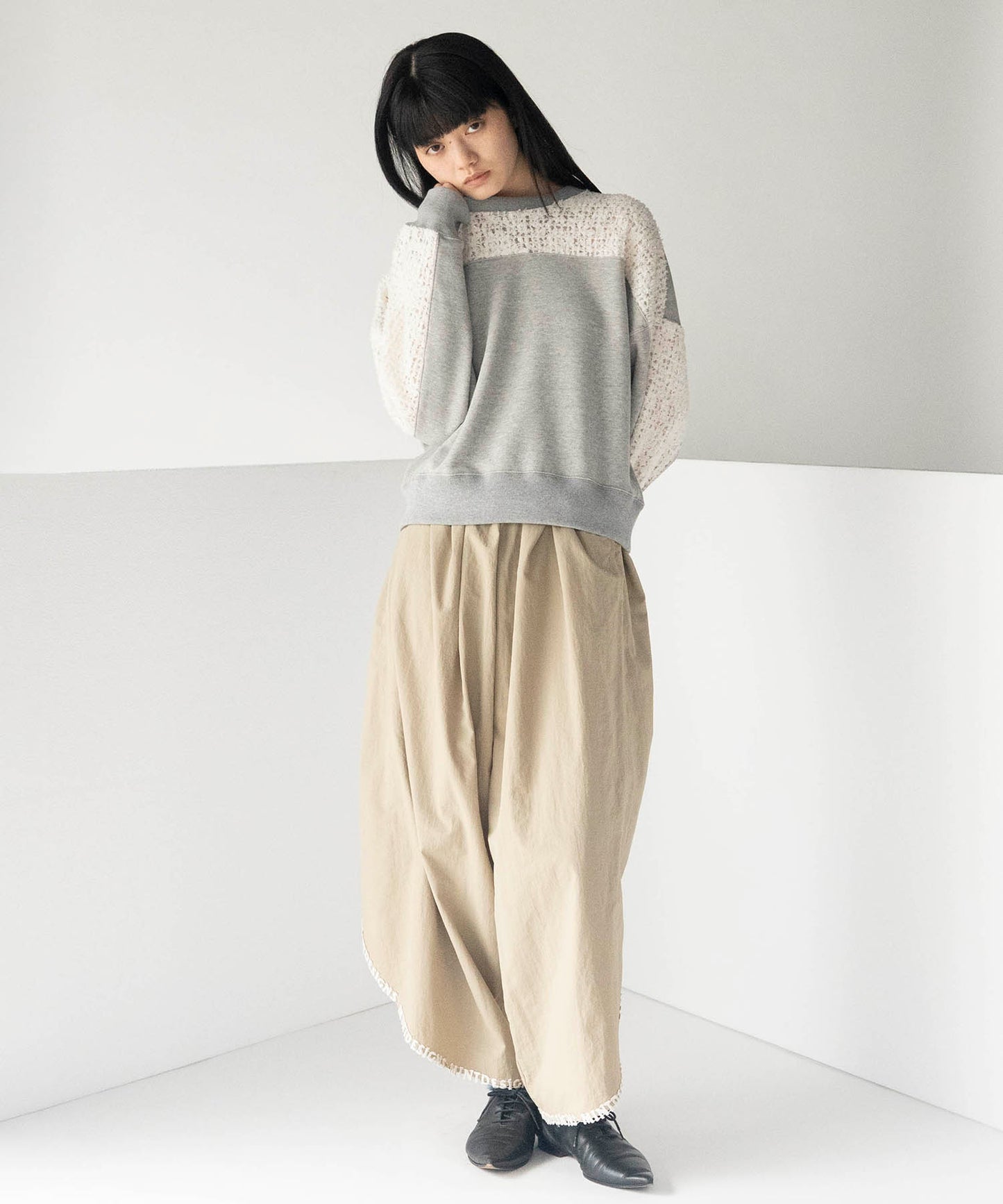 LACE OVAL PANTS