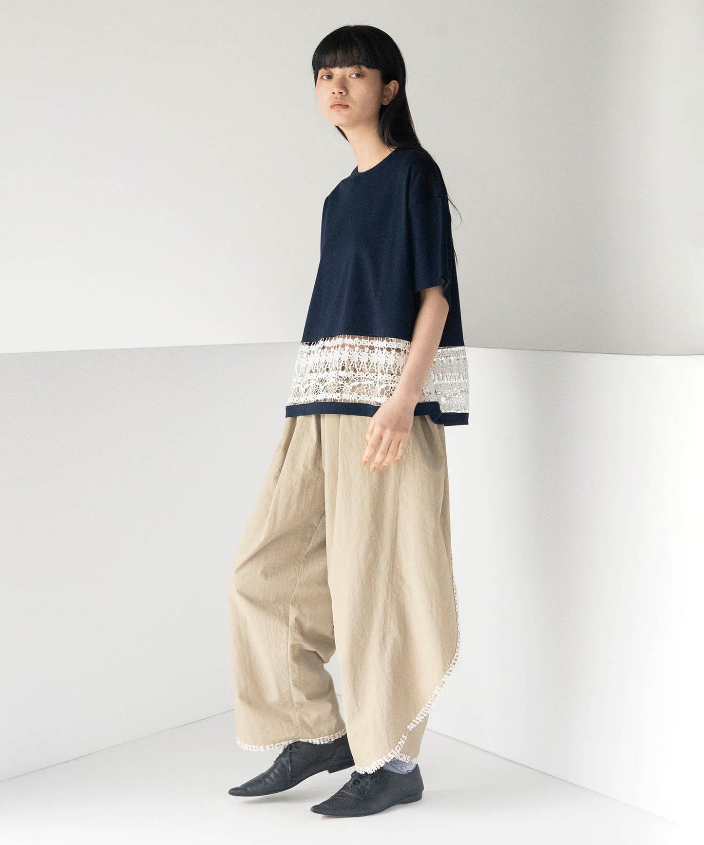 LACE OVAL PANTS