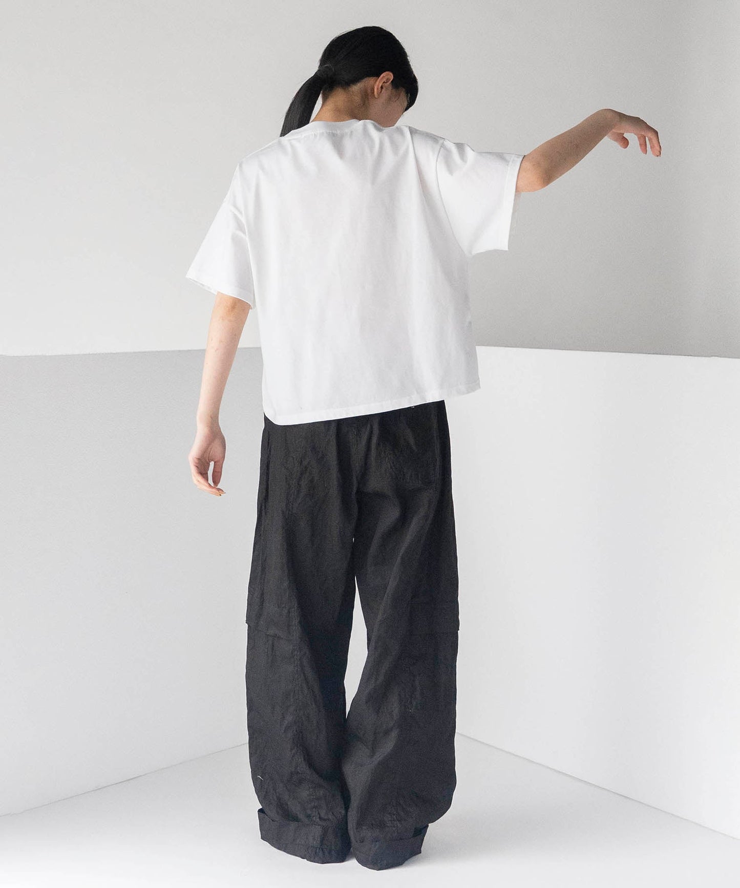 DOLL CHART T-SHIRT