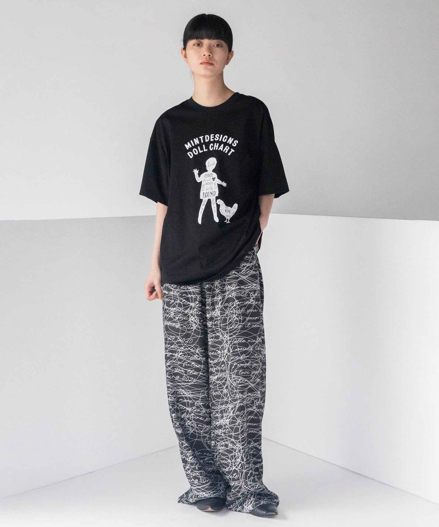 DOLL CHART T-SHIRT