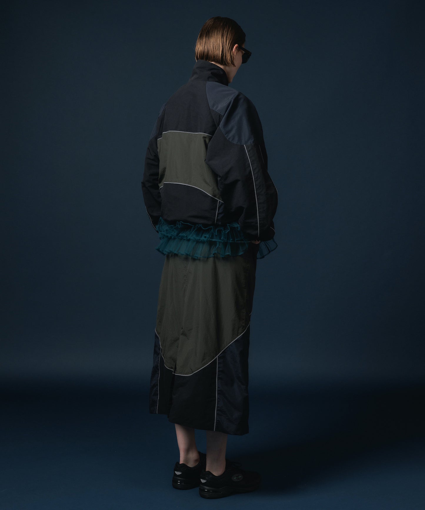 REVERSIBLE SWITCHING BLOUSON & SCARF