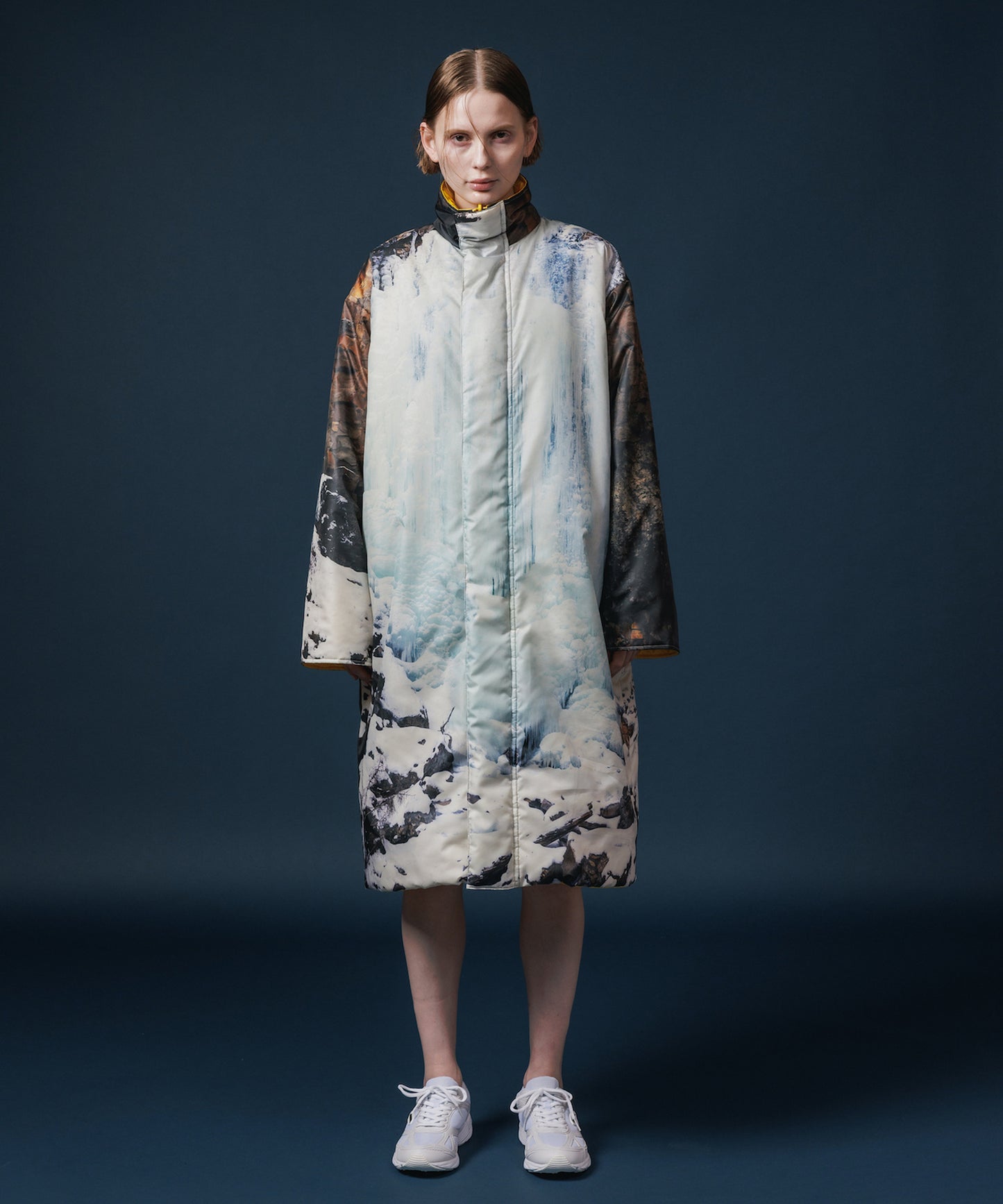 REVERSIBLE PADDING COAT