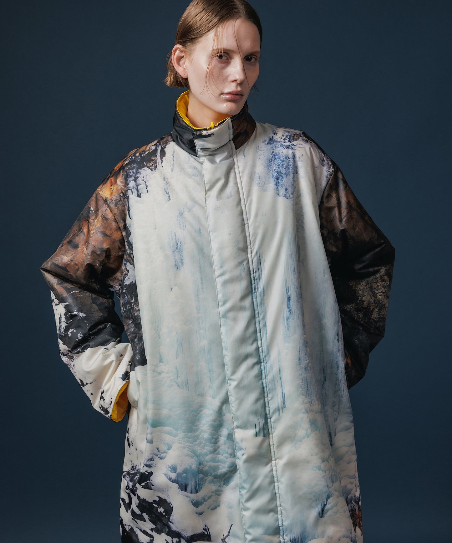 REVERSIBLE PADDING COAT