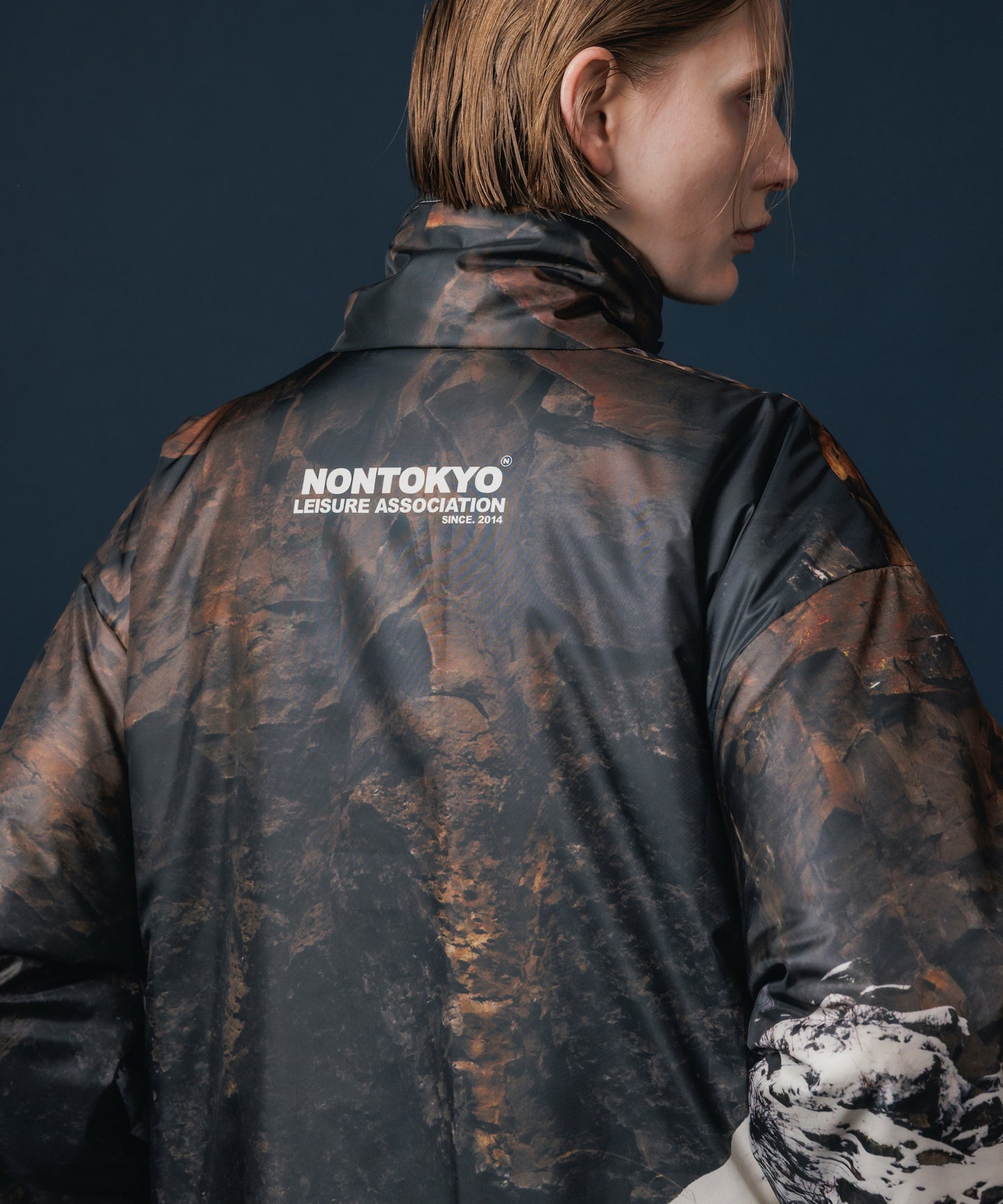 REVERSIBLE PADDING COAT