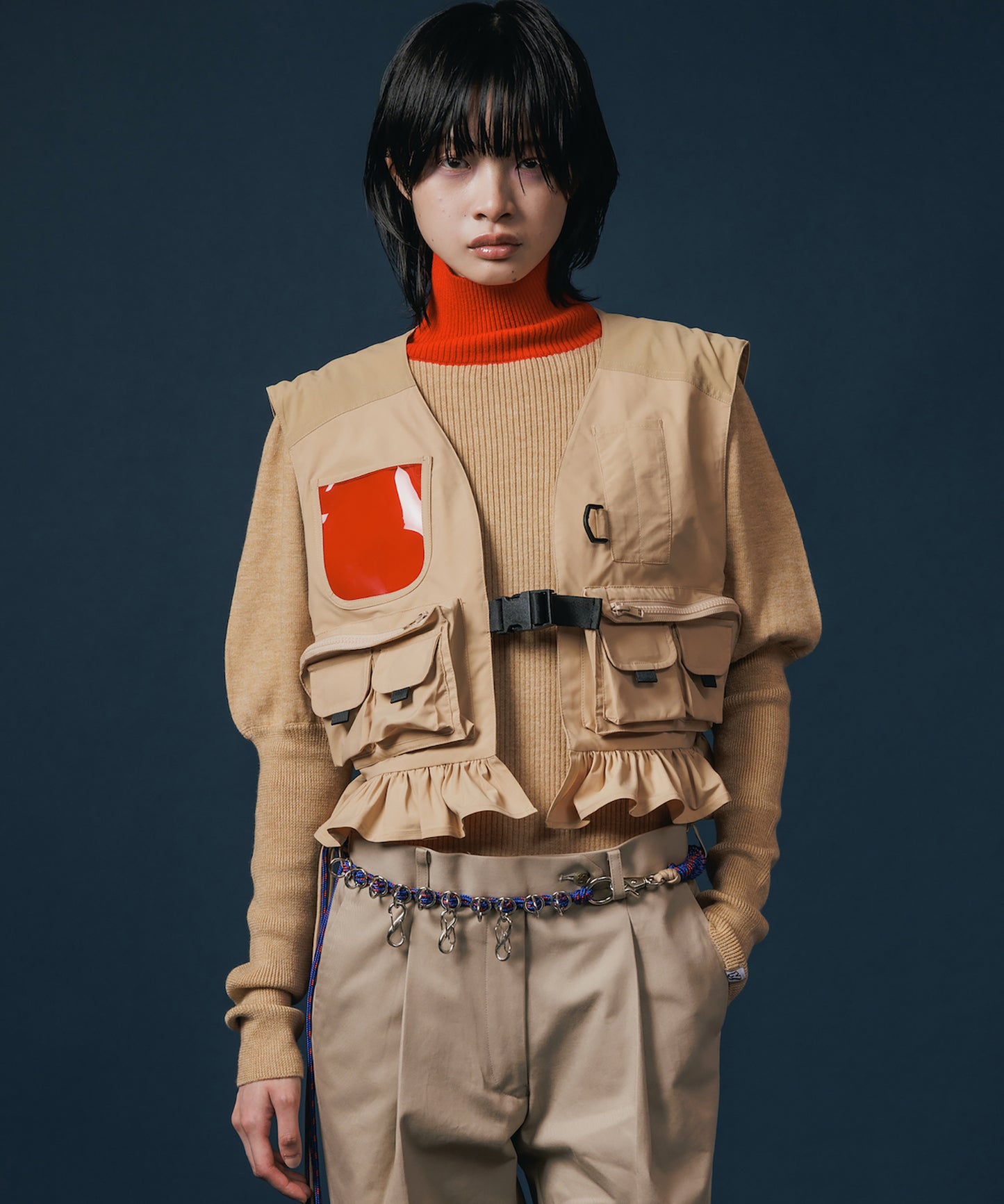 MULTIPOCKET FRILLVEST