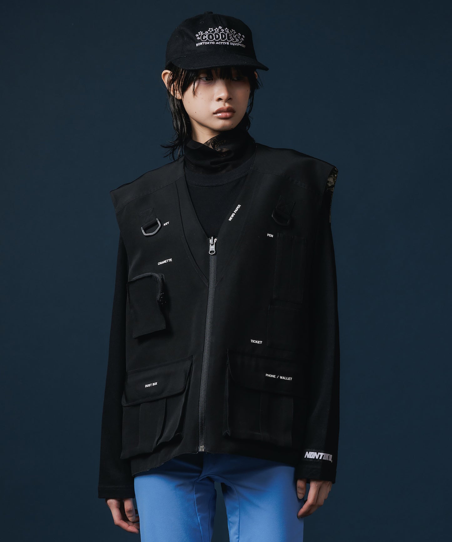 REVERSIBLE MULTI POCKET VEST