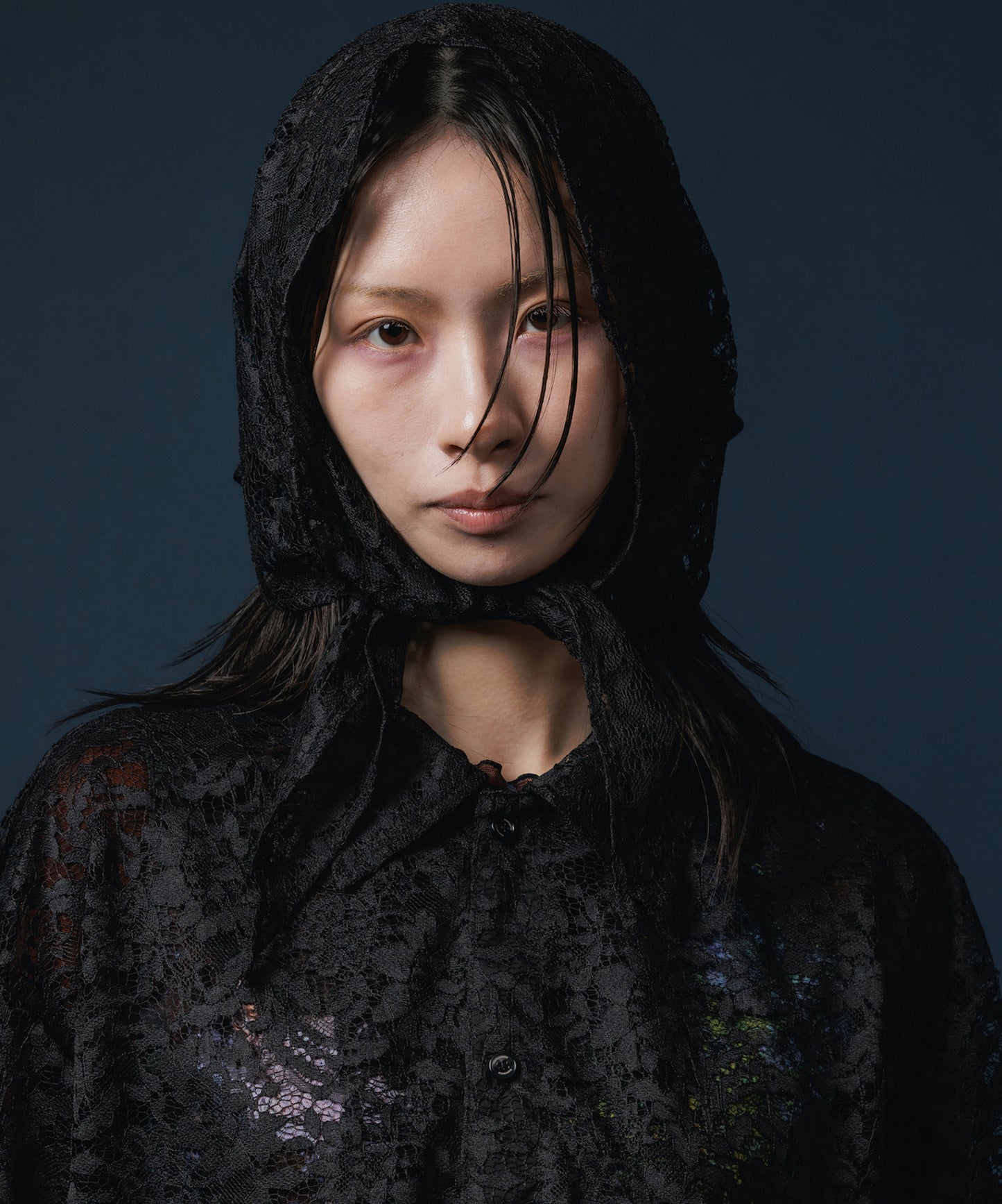 LACE HALF SLEEVE SHIRT & LACE SCARF