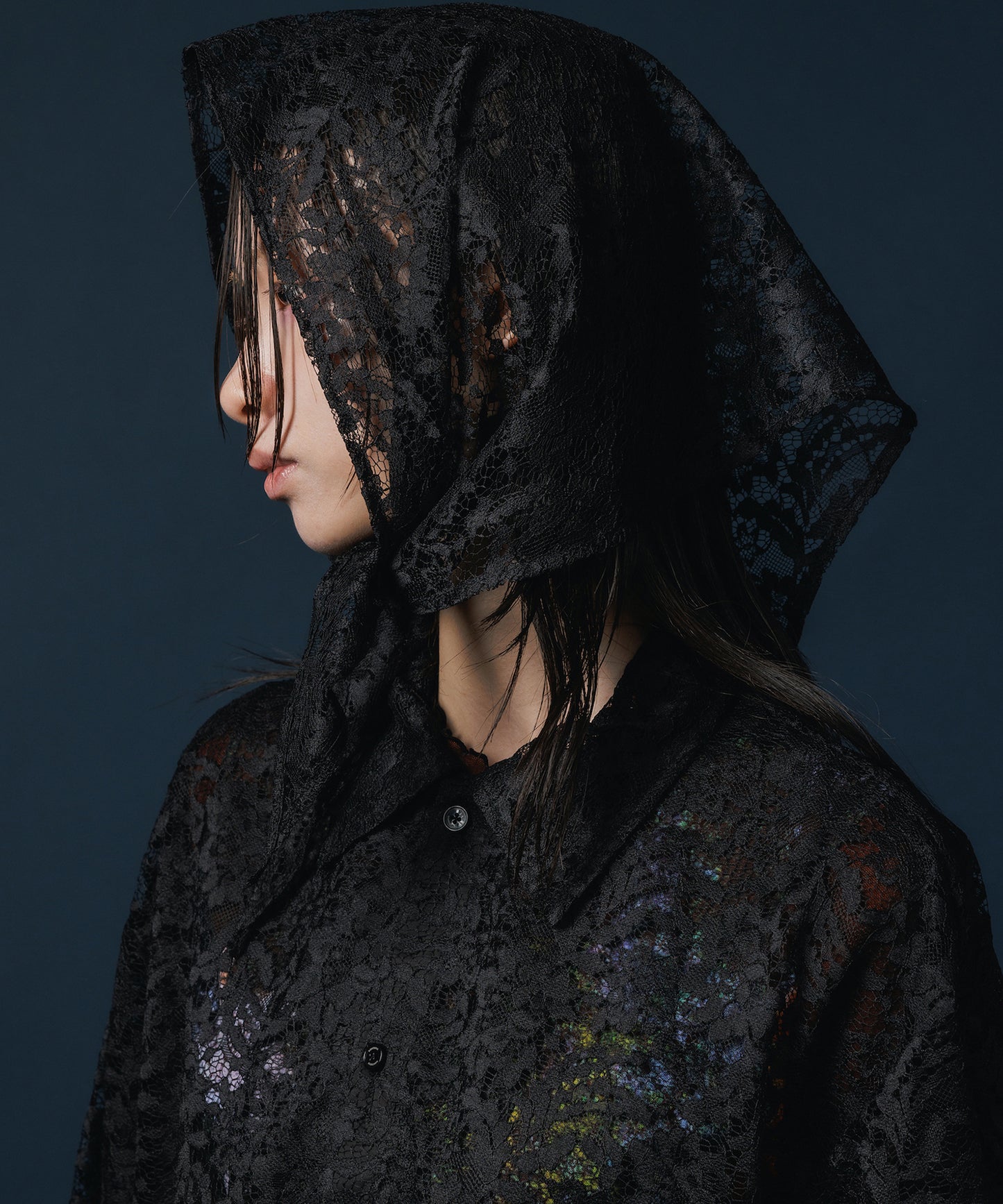 LACE HALF SLEEVE SHIRT & LACE SCARF