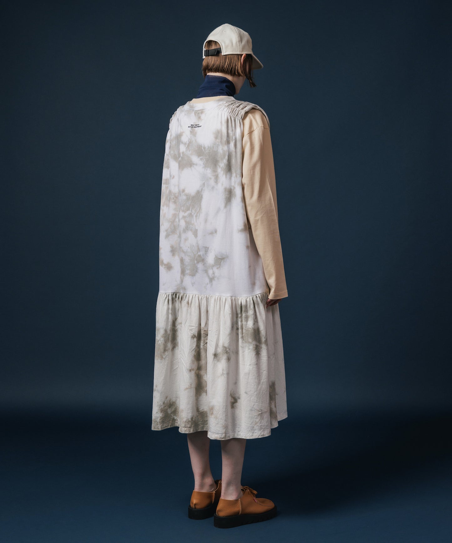 GATHER SHOULDER TIE-DYE ONE-PIECE