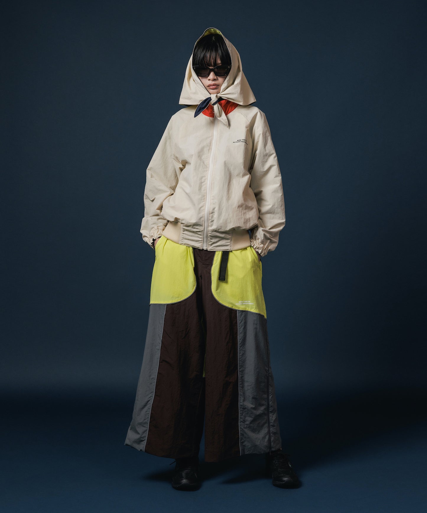 REVERSIBLE SWITCHING BLOUSON & SCARF