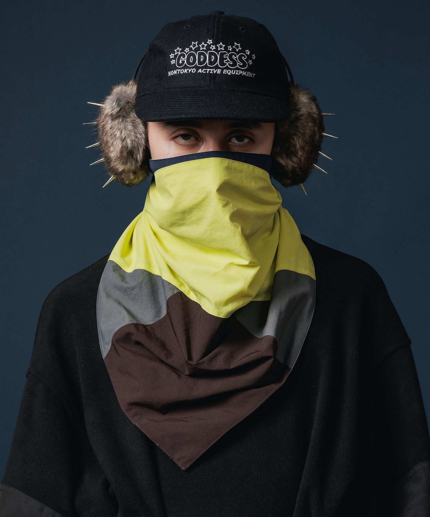 REVERSIBLE SWITCHING BLOUSON & SCARF