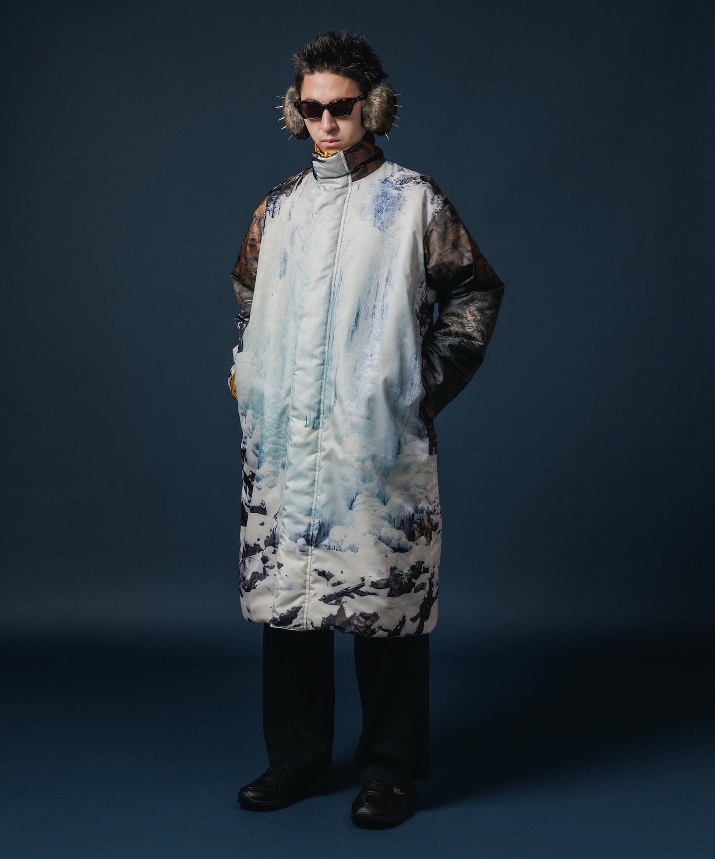 REVERSIBLE PADDING COAT