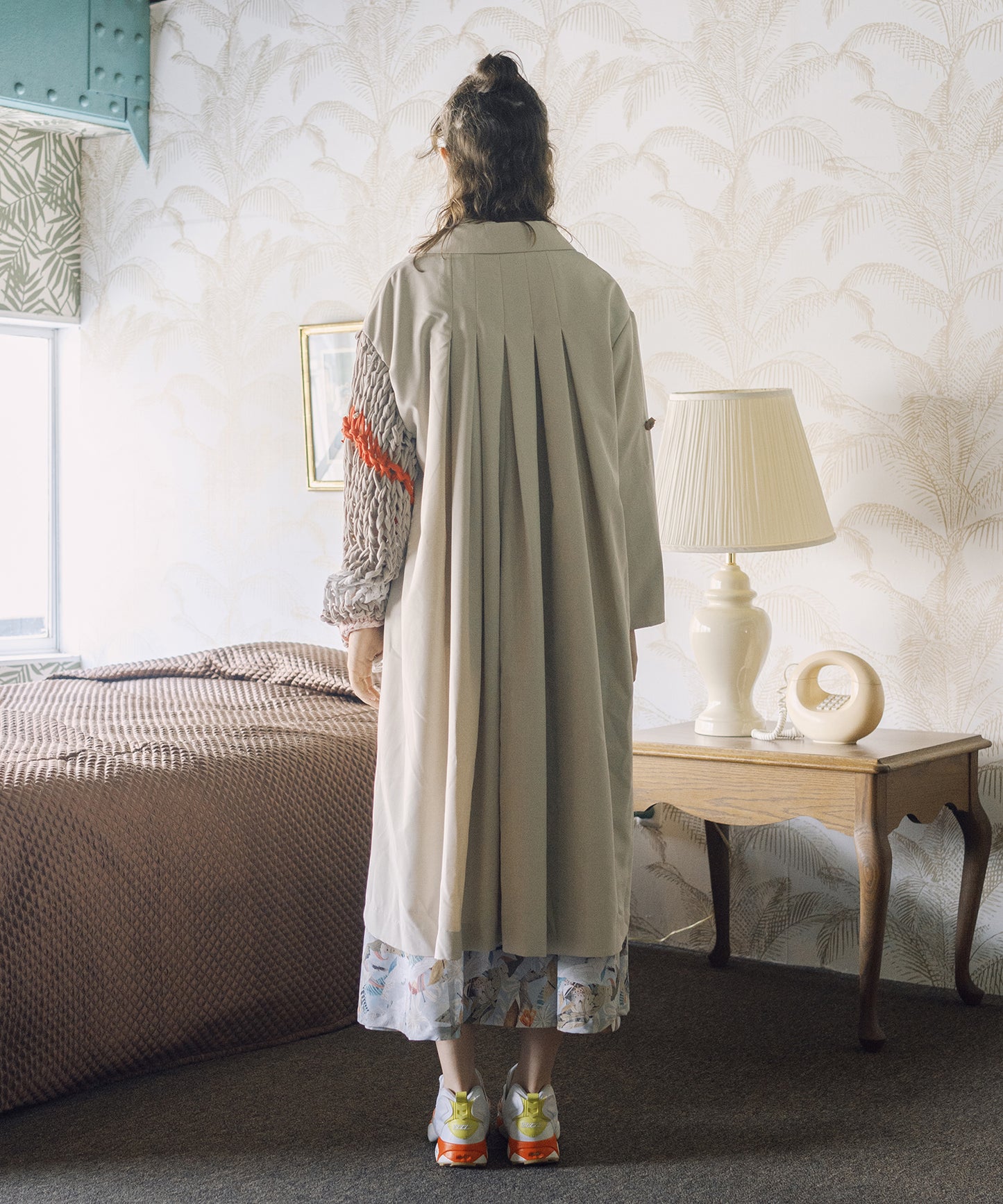Big Tuck Loose Sleeve Coat
