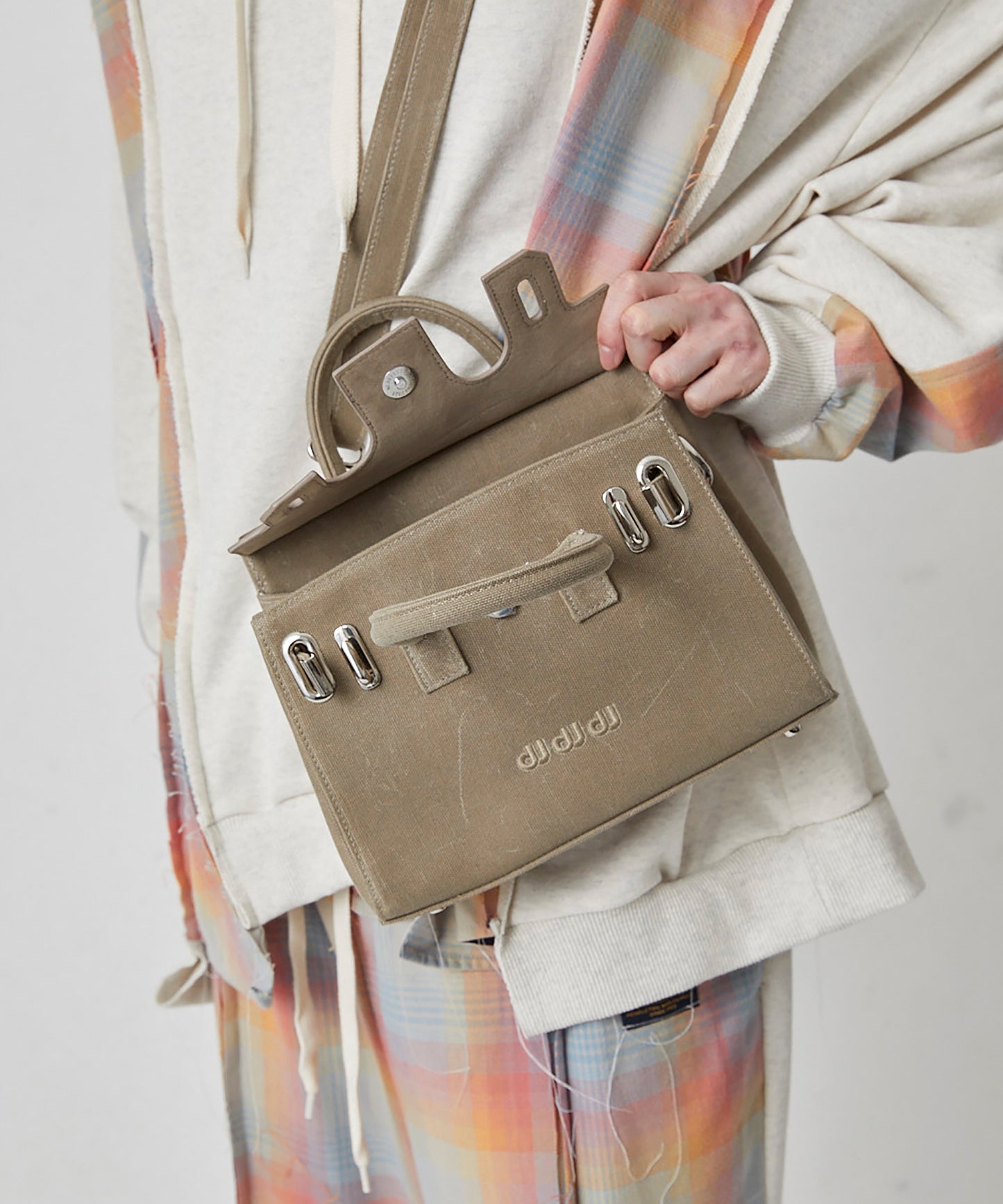 DW DW DW BAG