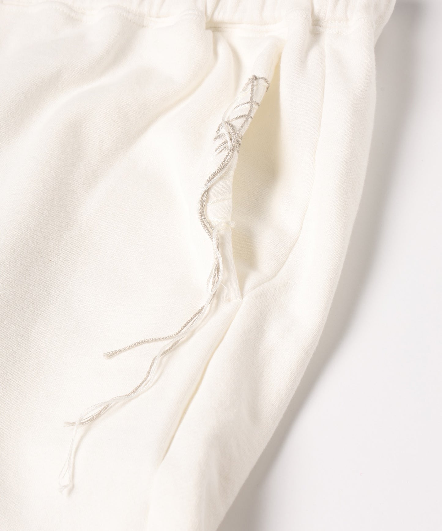 LOOPING DAMAGE SWEAT PANTS