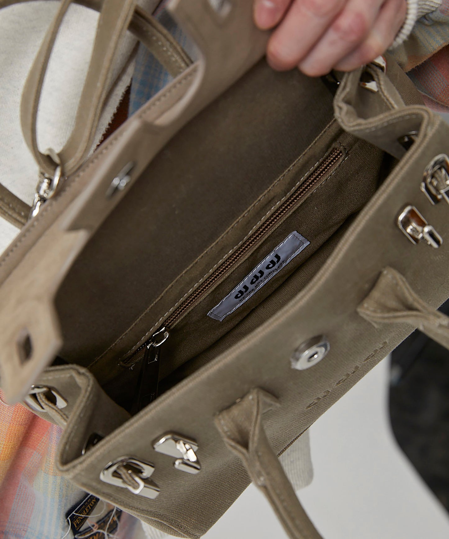 DW DW DW BAG