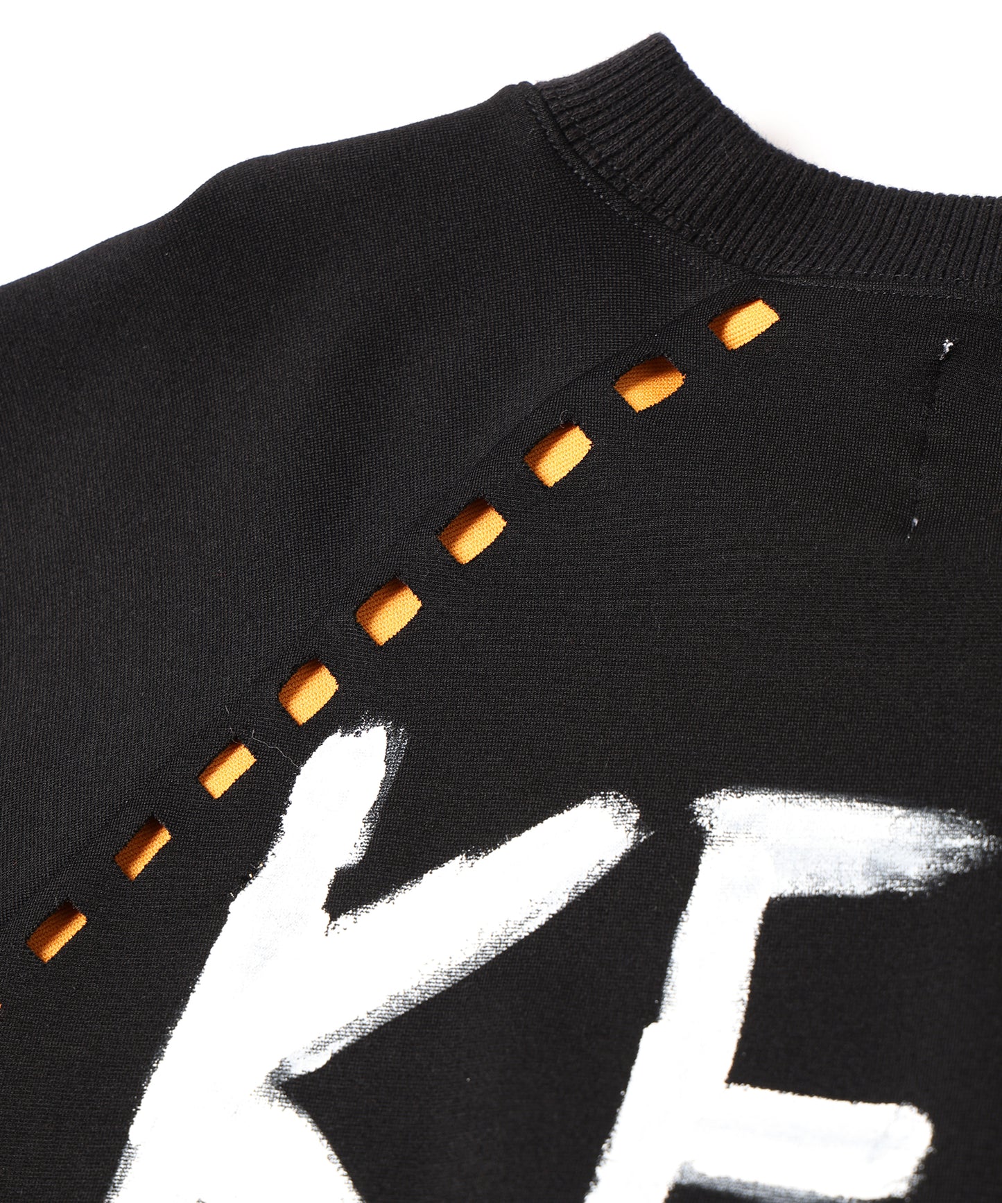 GUERNIKA TEE